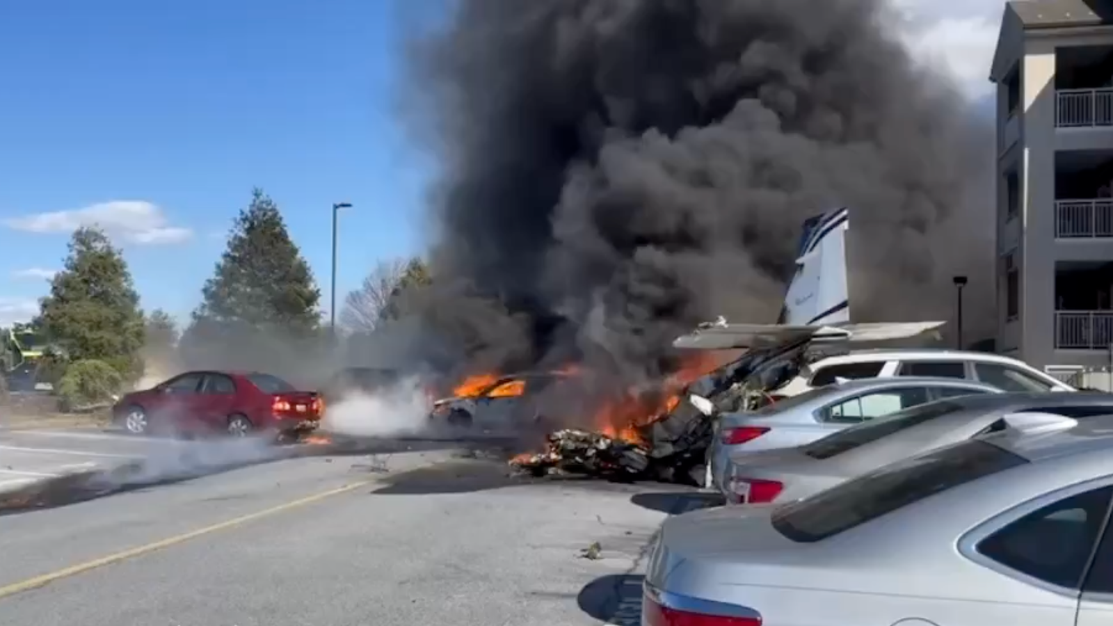Beechcraft Bonanza Crashes Near Retirement Community In Pennsylvania