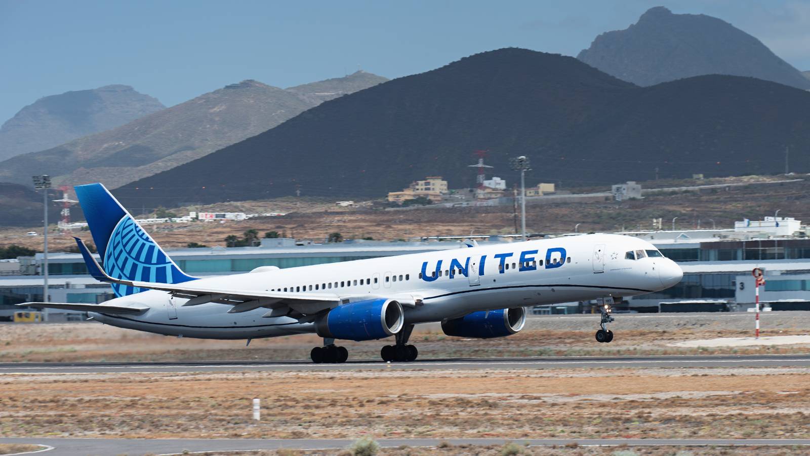 United Airlines Removes Boeing 757s From Washington-Lisbon Flights