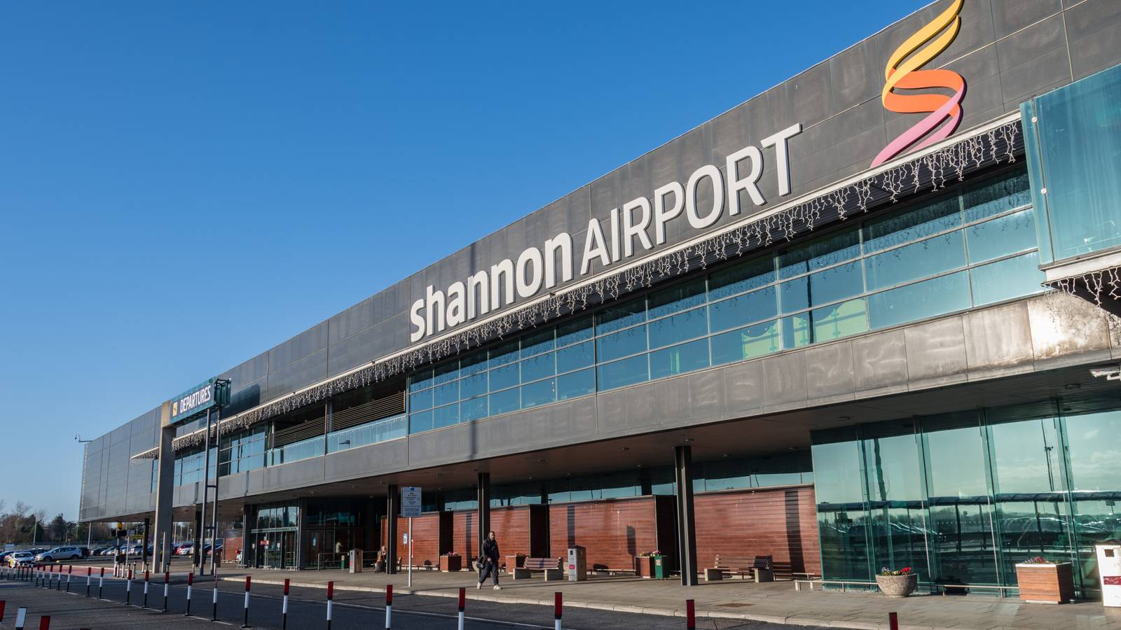 Shannon Airport Supports Flight Diversions From Heathrow Airport Closure