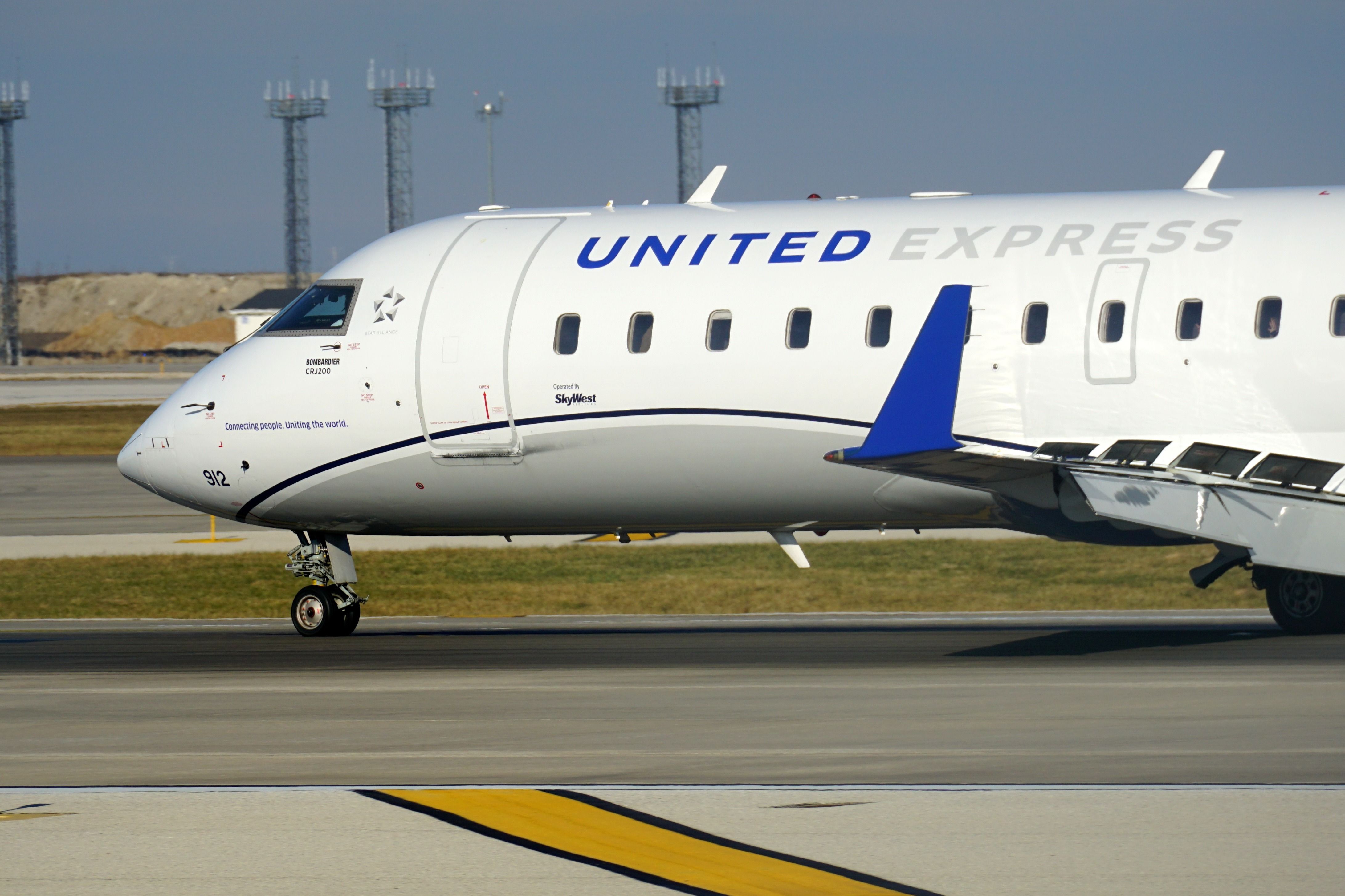 NTSB Publishes Final Report On SkyWest & Mesa Runway Incursion At Hollywood Burbank Airport