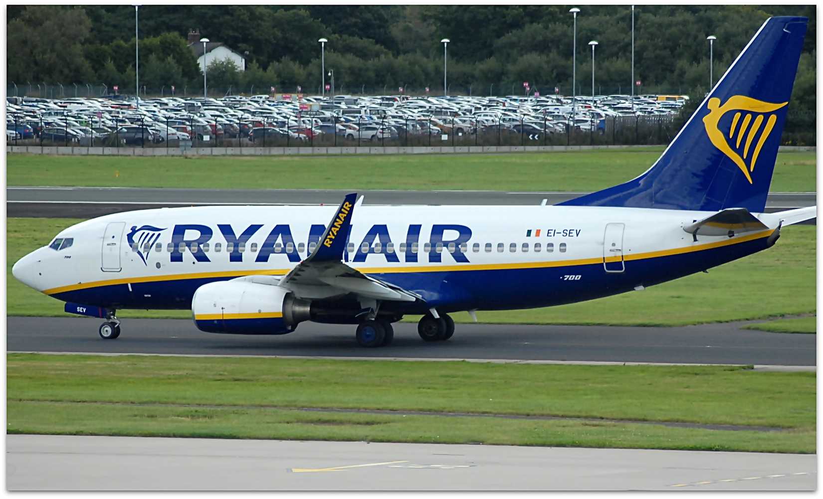 Over 20 Years: These Are The Oldest Ryanair Boeing 737s Still Flying