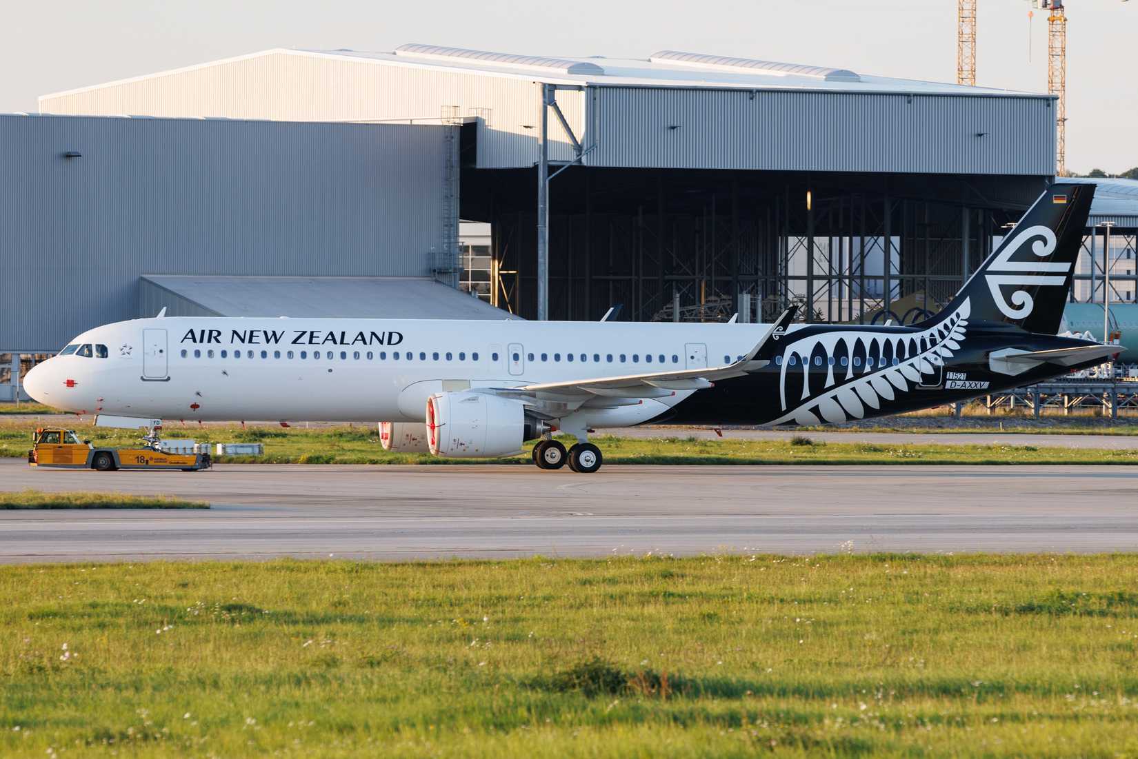 Air New Zealand Airbus A321neo at XFW shutterstock_2368764337