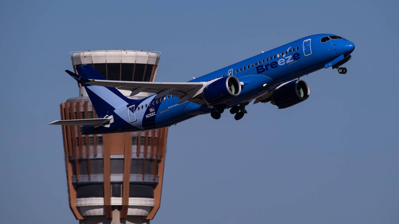 Breeze Airways Bids For More Essential Air Service Contracts