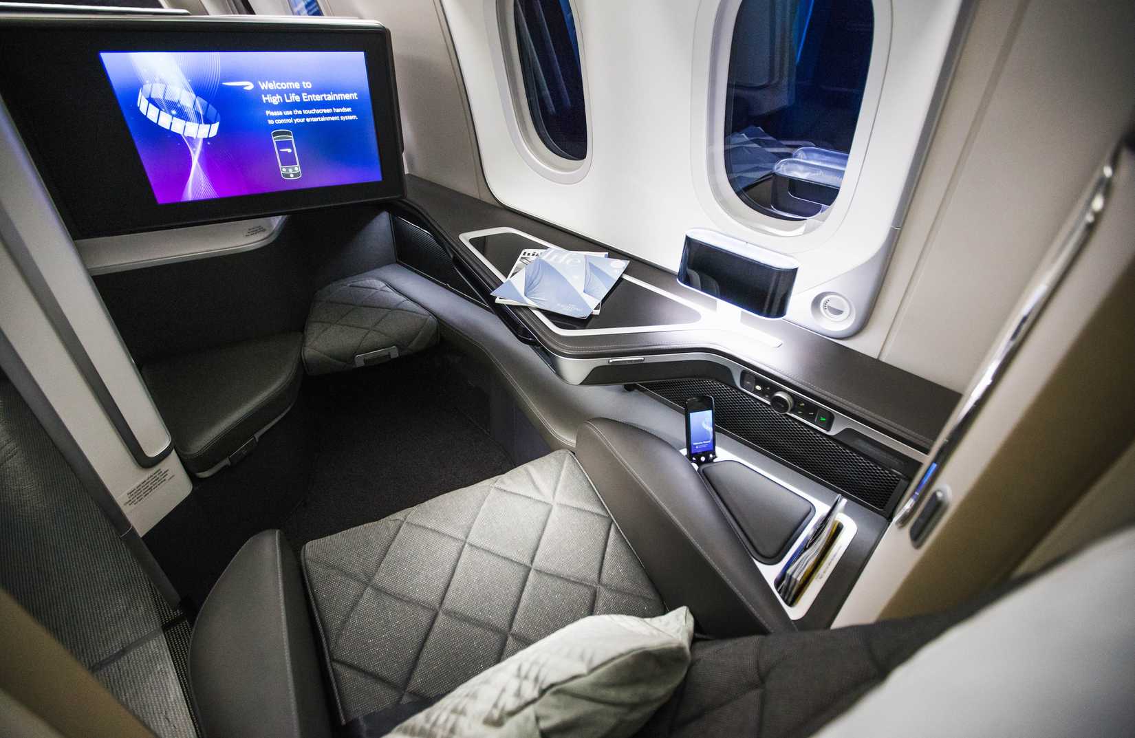 British Airways Club World Suite B78X