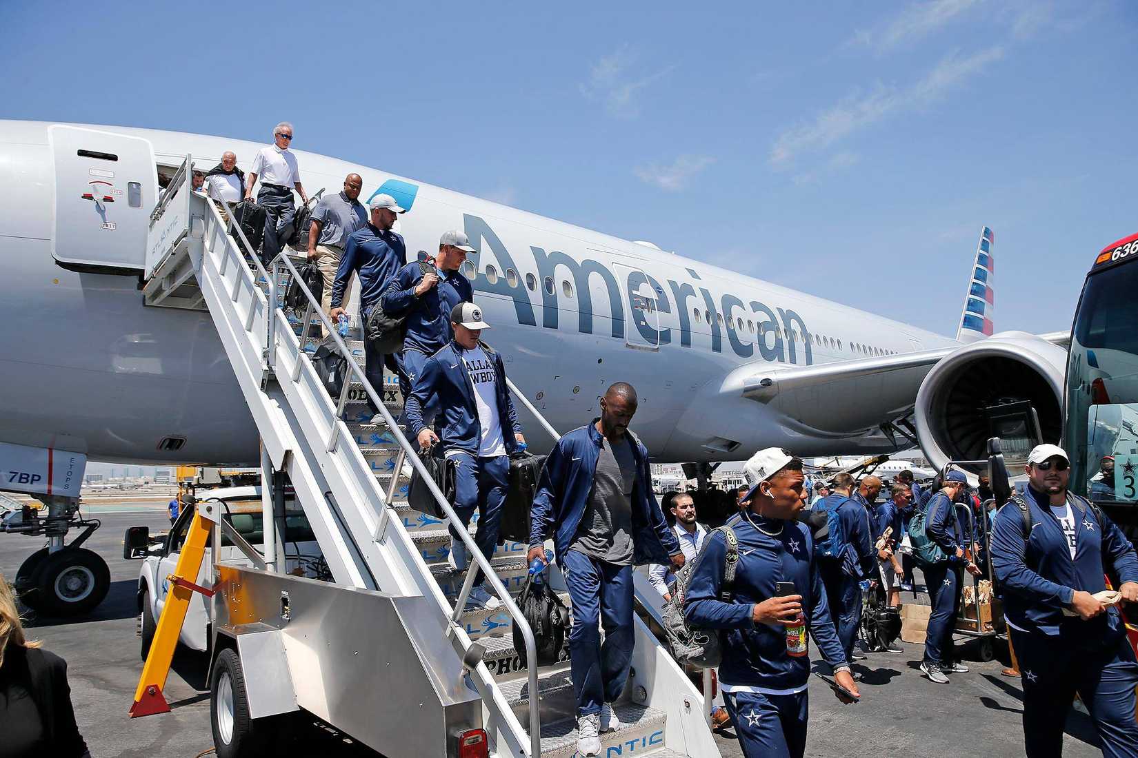 A Look At The Dallas Cowboys' Private Jet Fleet
