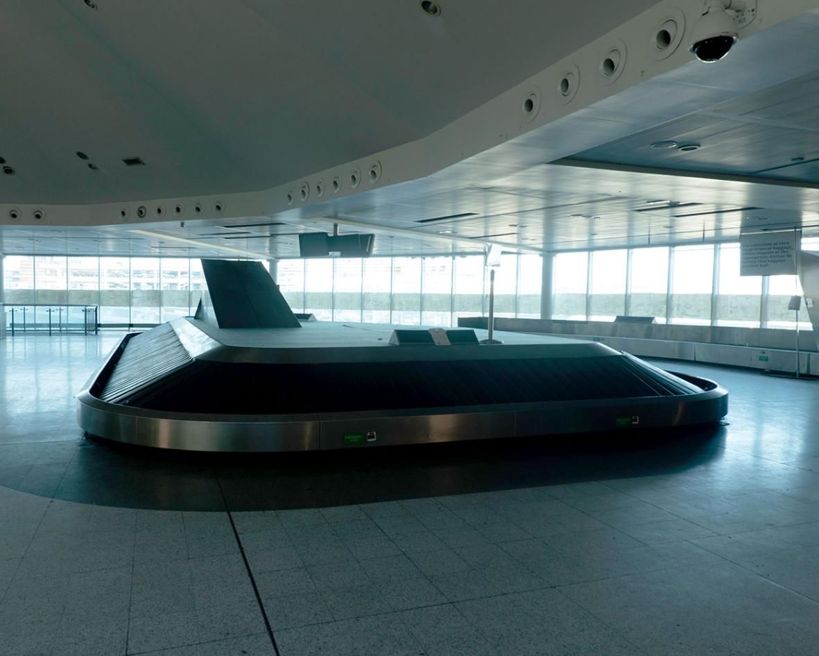 The Real Reason Why London Heathrow Airport Hasn't Demolished Terminal ...