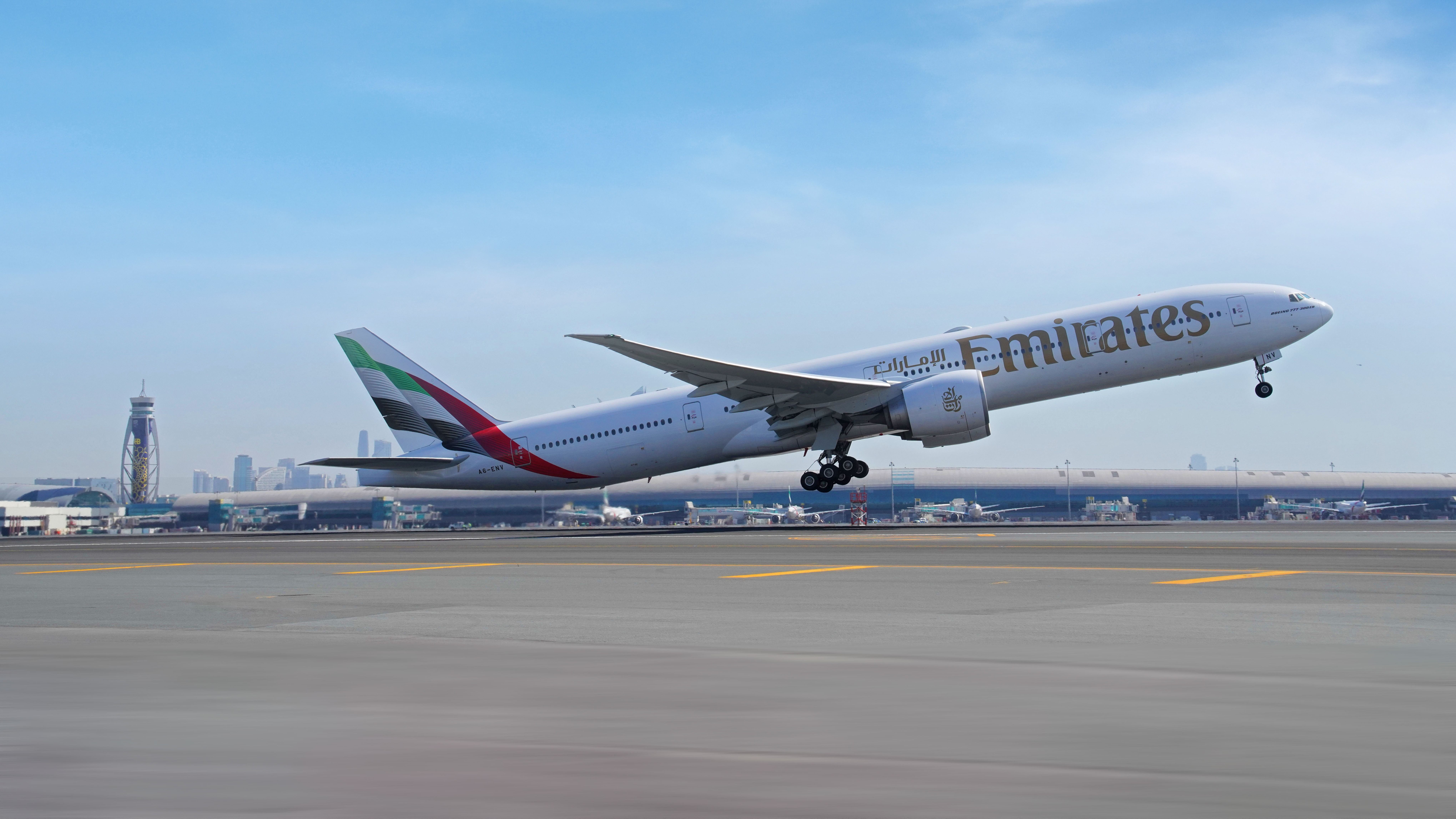 Emirates Adds 4-Class Boeing 777-300ER With Premium Economy