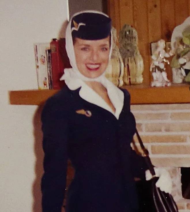 F9059F7D-EEEB-4FCA-BEC0-730589E7BE3F