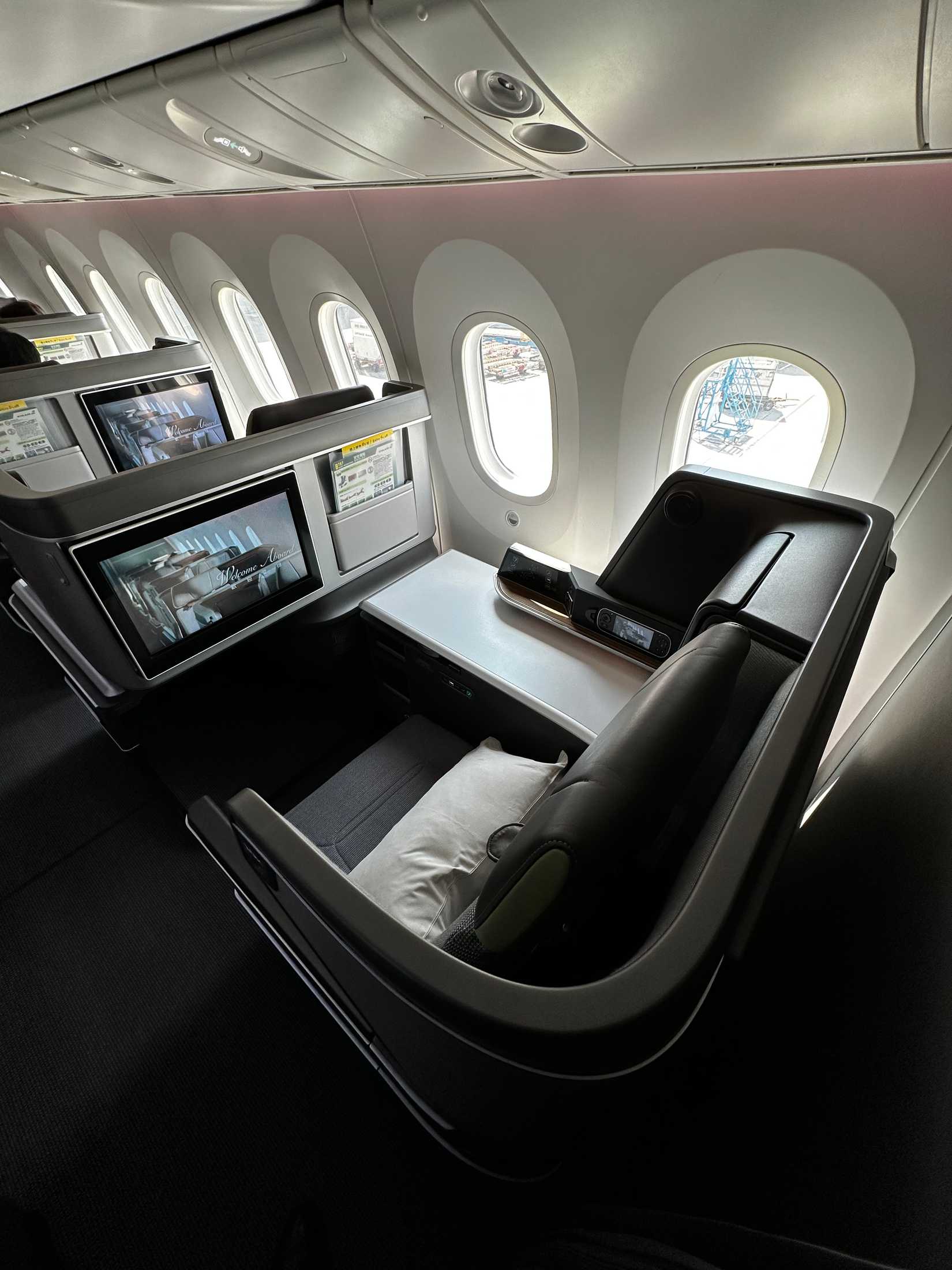 EVA Air B78X Business Class 