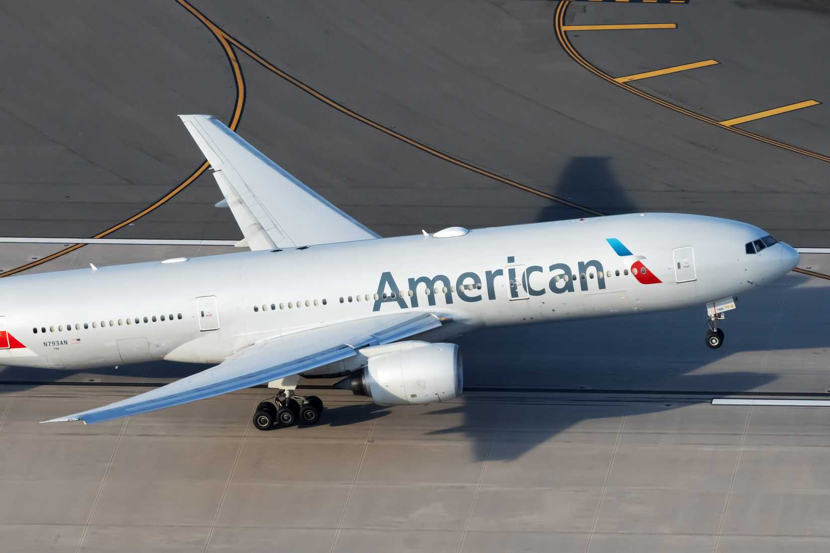 N793AN American Airlines Boeing 777-223(ER)