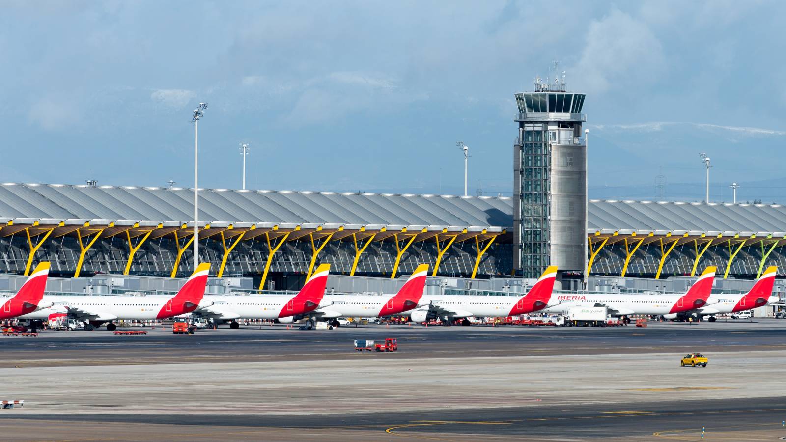 Iberian Blackout Disrupts Flights In Spain & Portugal