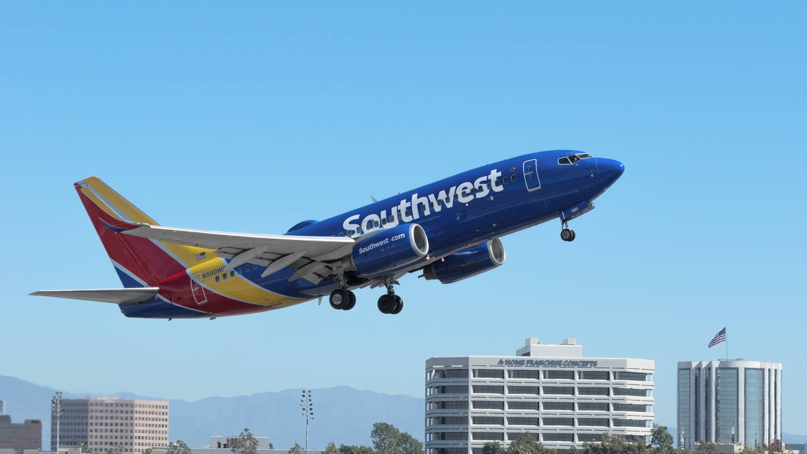Does This Airport Have The Scariest Takeoff In America?