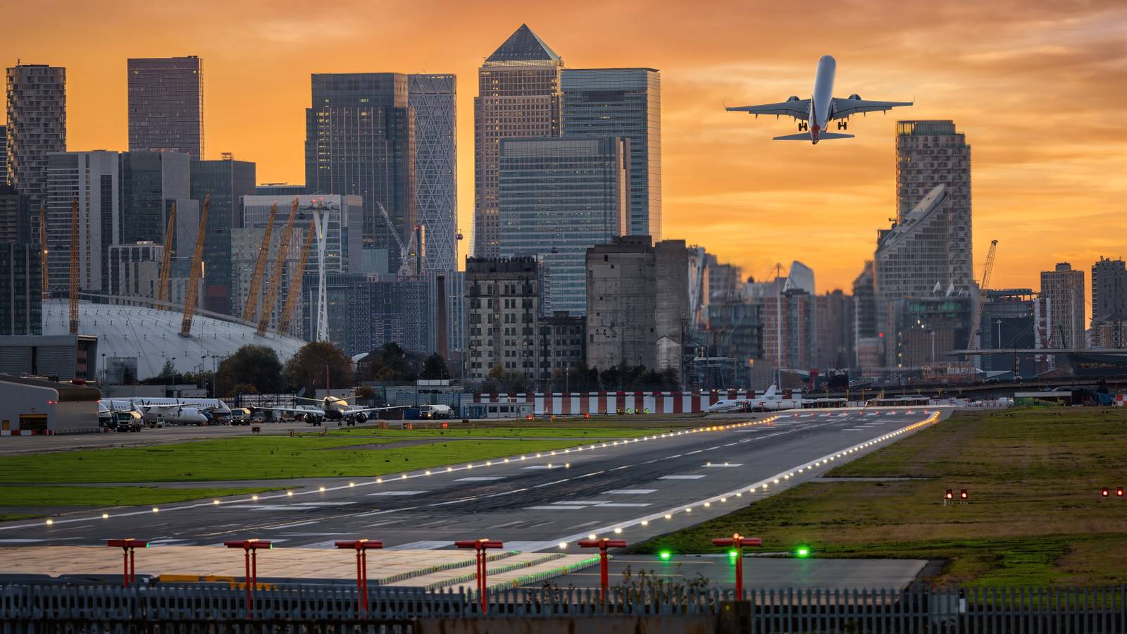 Over 11,000 Flights Scheduled At UK Airports This Easter Weekend