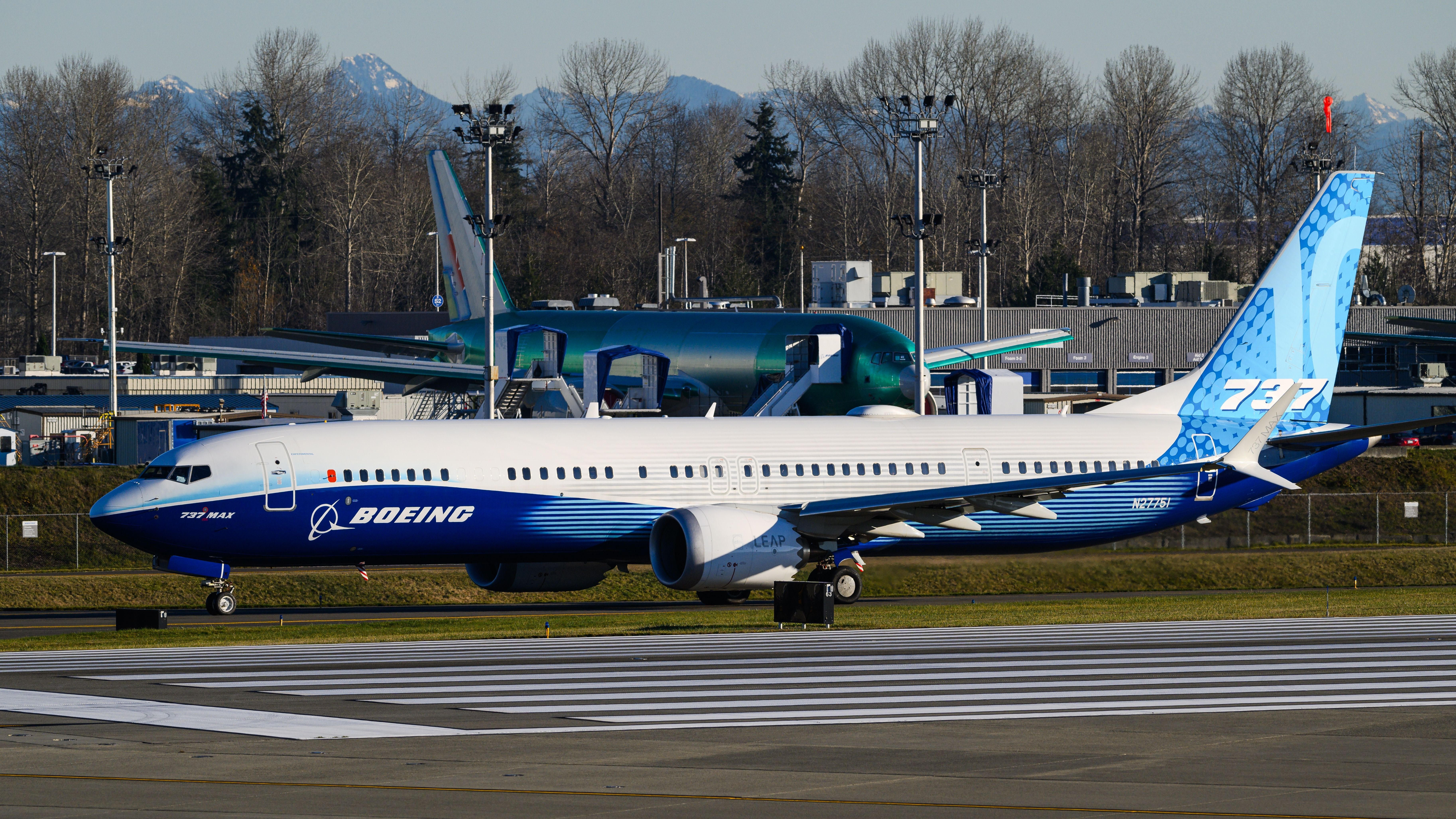 How Does The Boeing 737 MAX 10 Match Up To The Airbus A321XLR?
