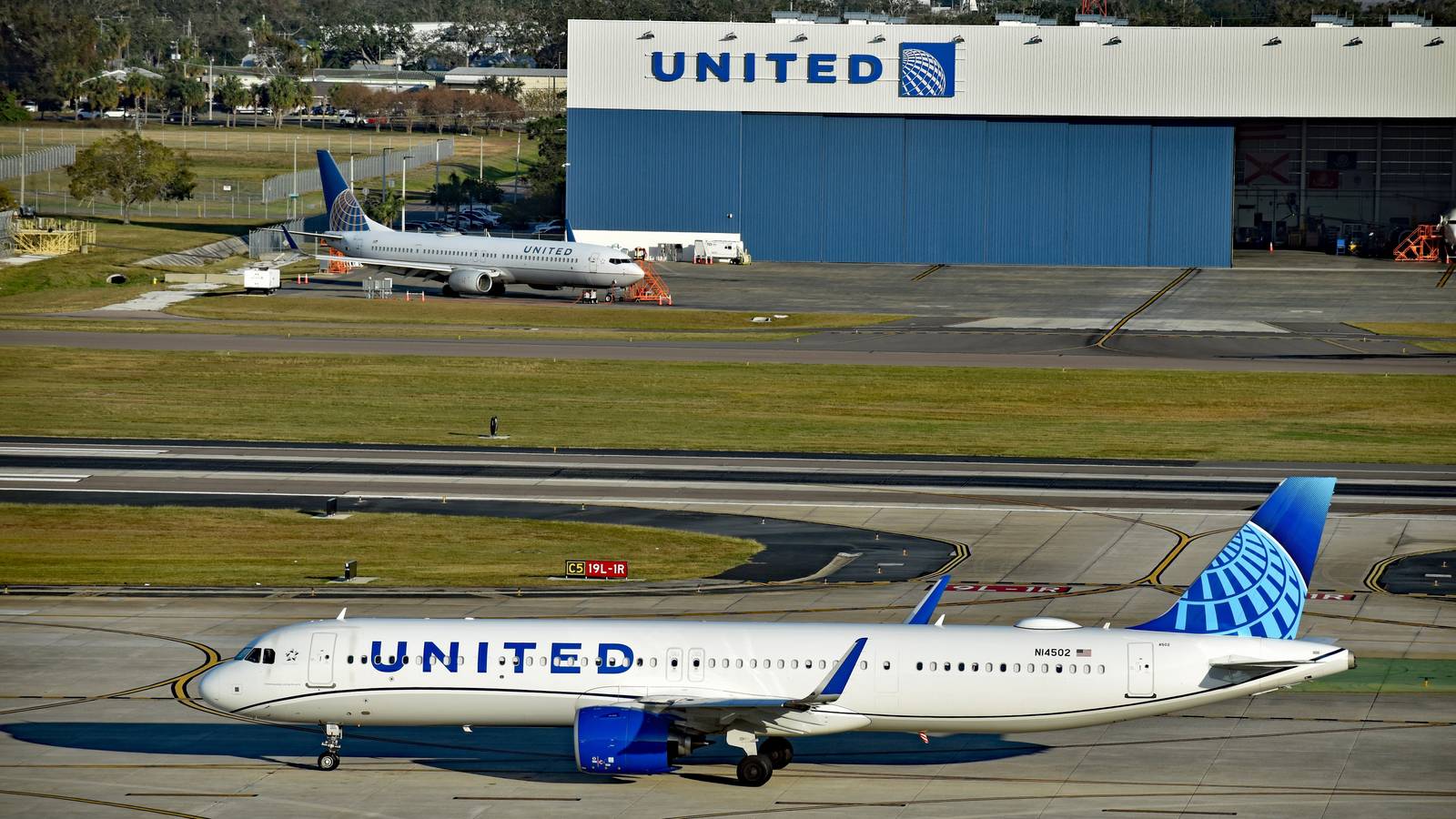 United Airlines Reports Record Q1 Revenue Of $13.2 Billion