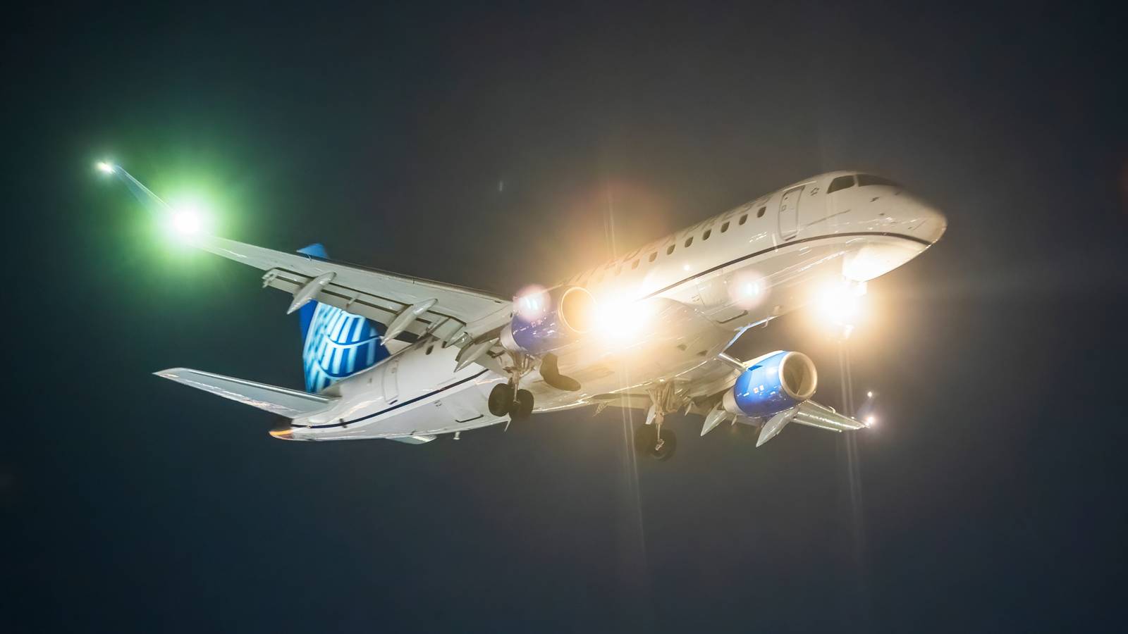 United Airlines Retains Stake Amidst Republic Airways & Mesa Air Group Merger