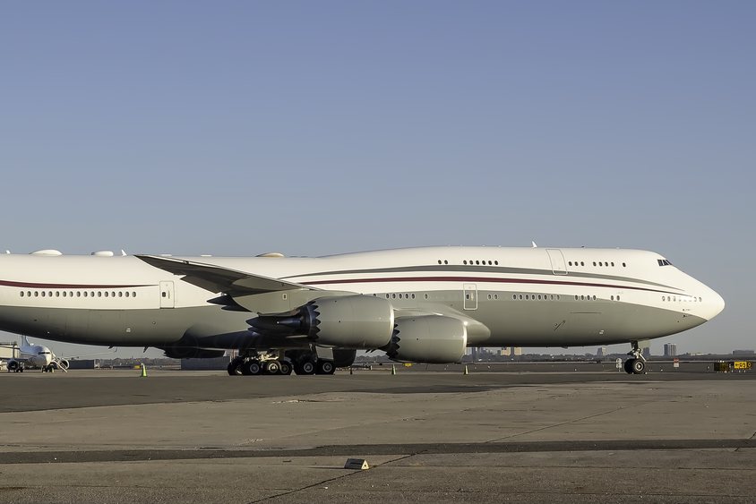 The New Boeing 747-8 Air Force One: What's The Latest?