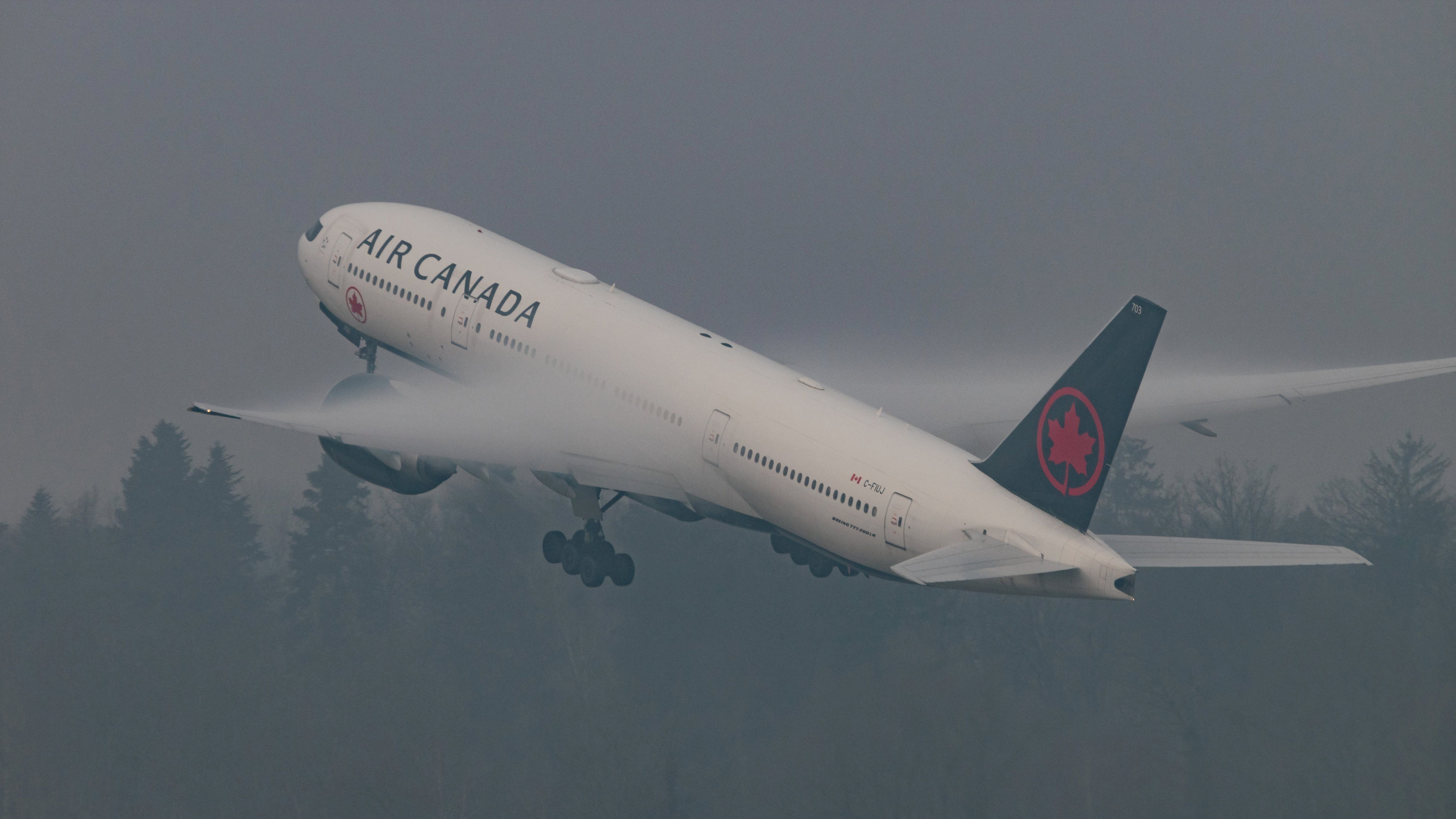 Air Canada's Longest Nonstop Routes With The Boeing 777-200LR In 2025
