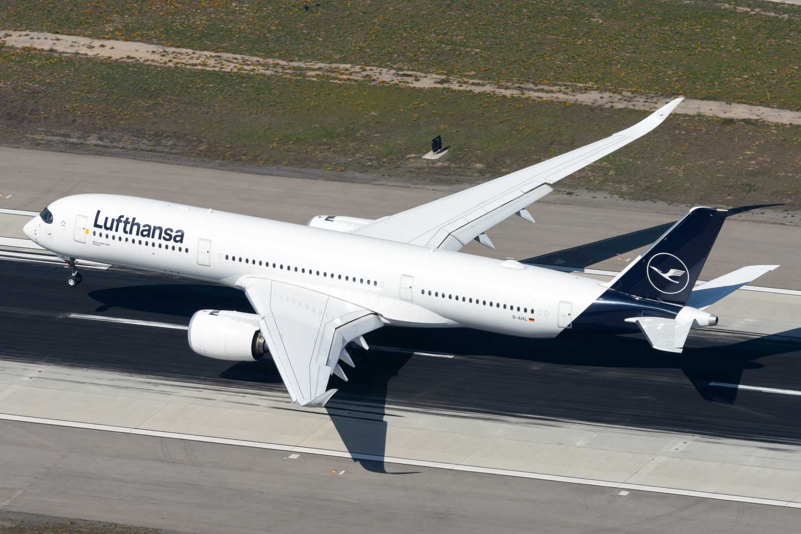 D-AIXL Lufthansa Airbus A350-941 (3)