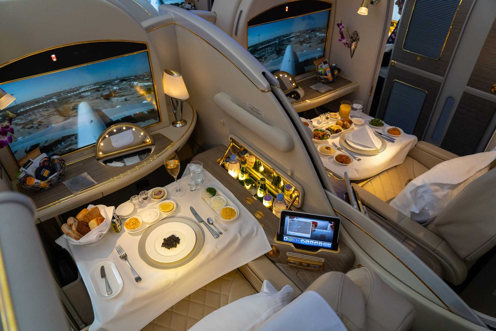 Dubai Airshow 2023 Day 2 - A380 UAE Emirates business class