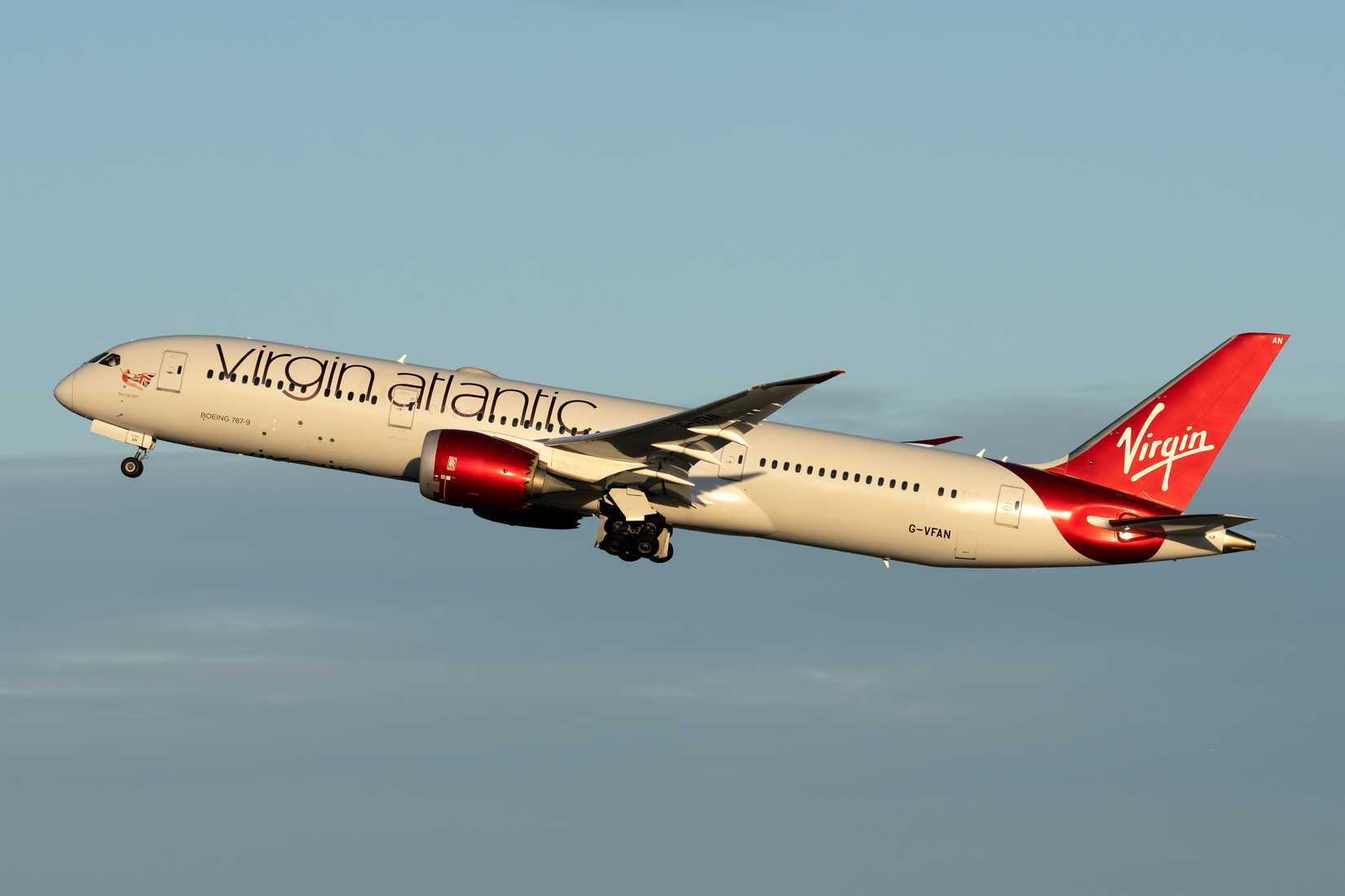 Virgin Atlantic Boeing 787-9 in the sky