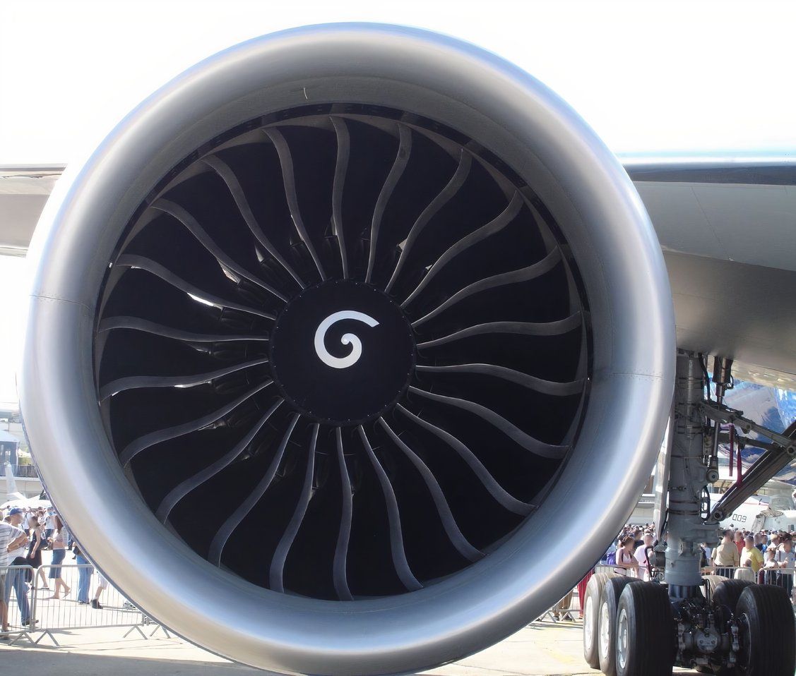 BA B777-200 Airlinertags 世界初のGE90搭載機 GE90: Inside The Engine That Was Never Certified On The Boeing 777-300