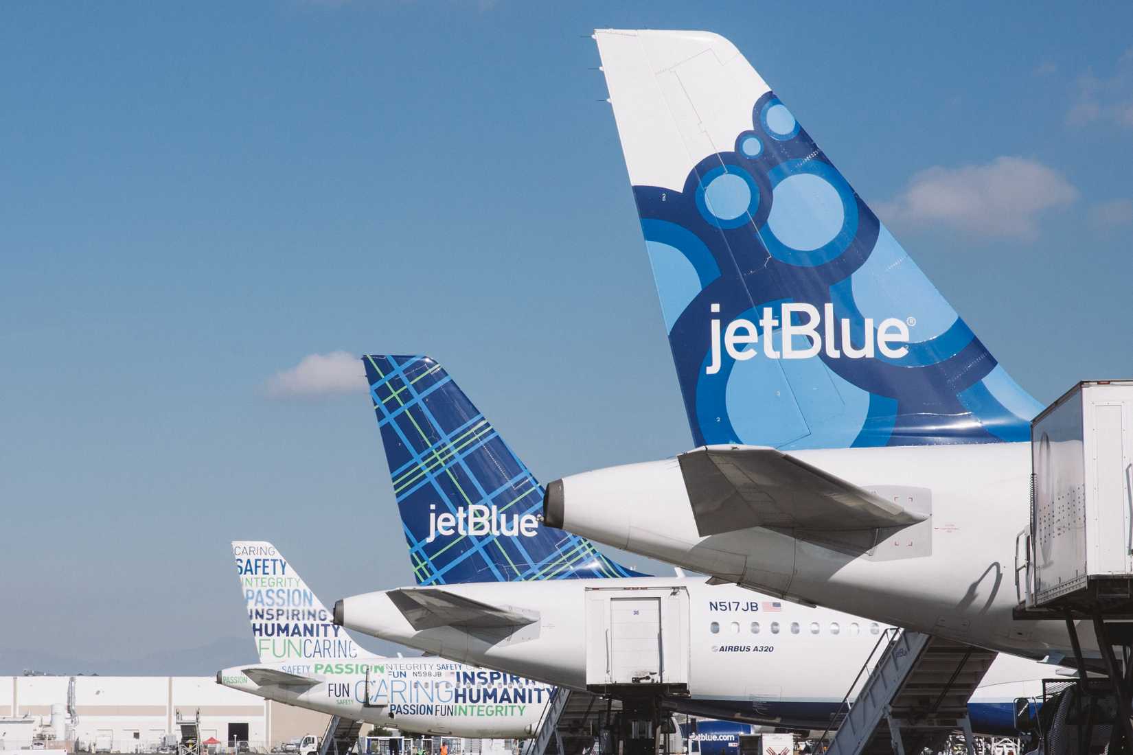 JetBlue Tailfins