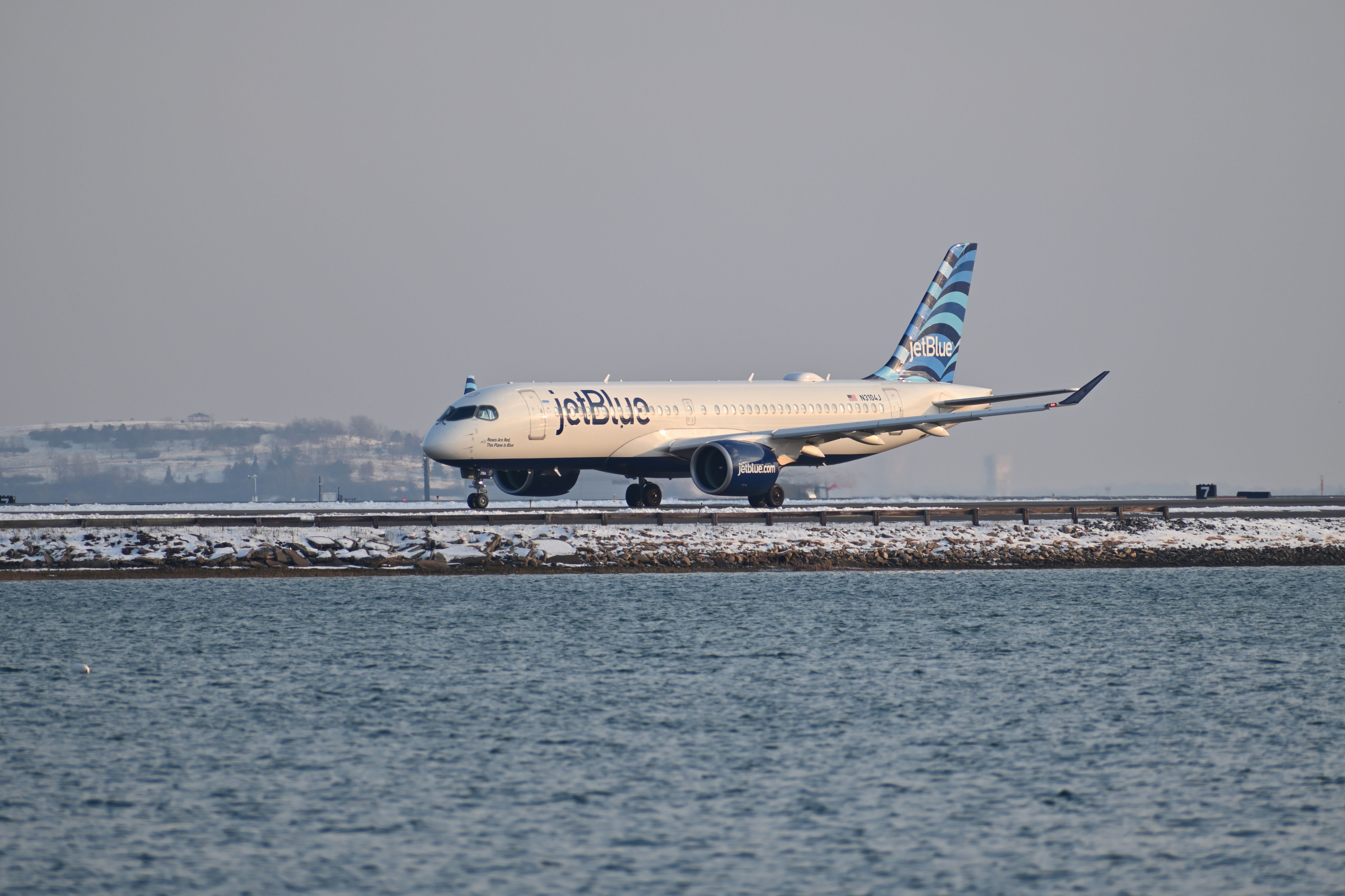 JetBlue A220