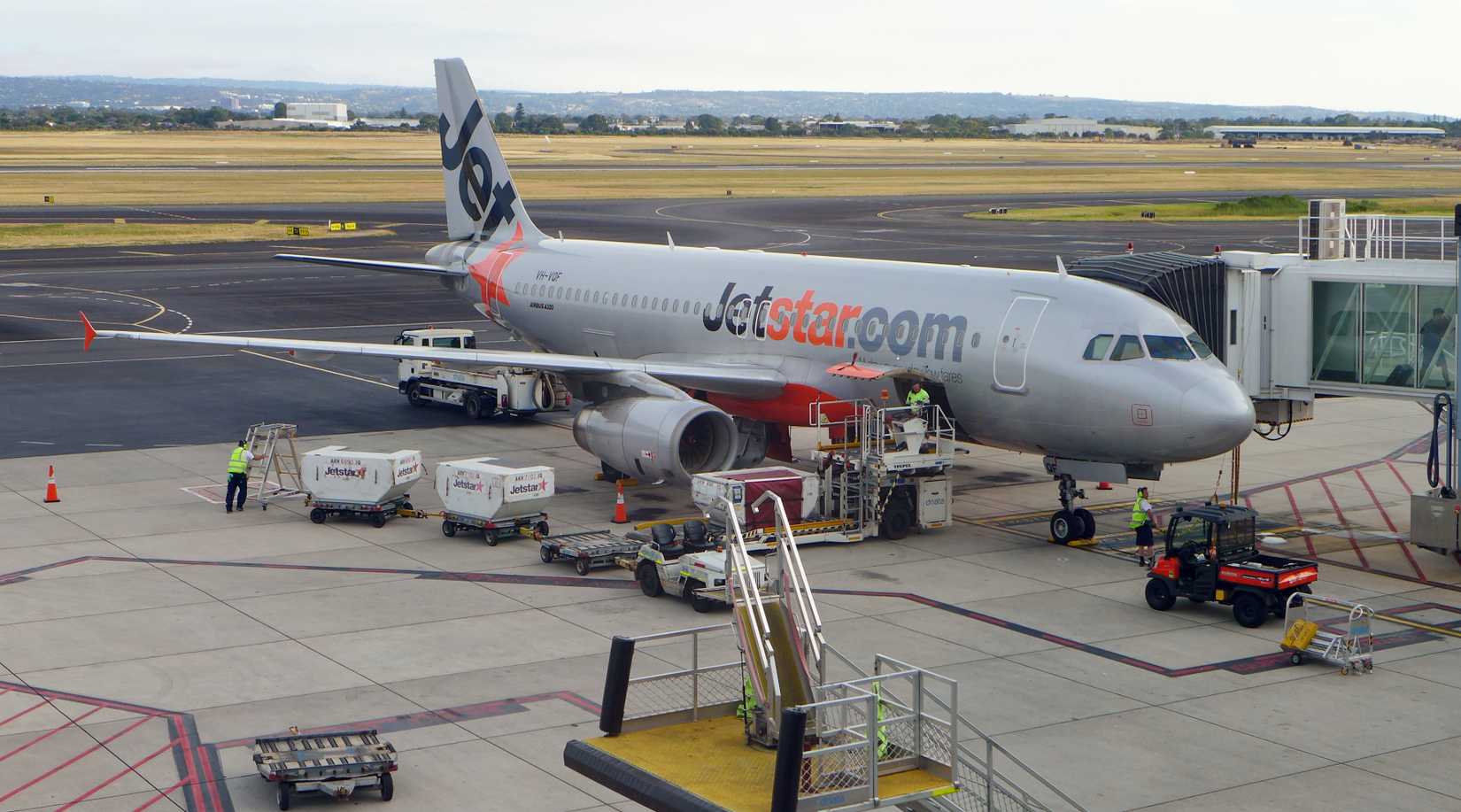 捷星 A320 在 阿德莱德