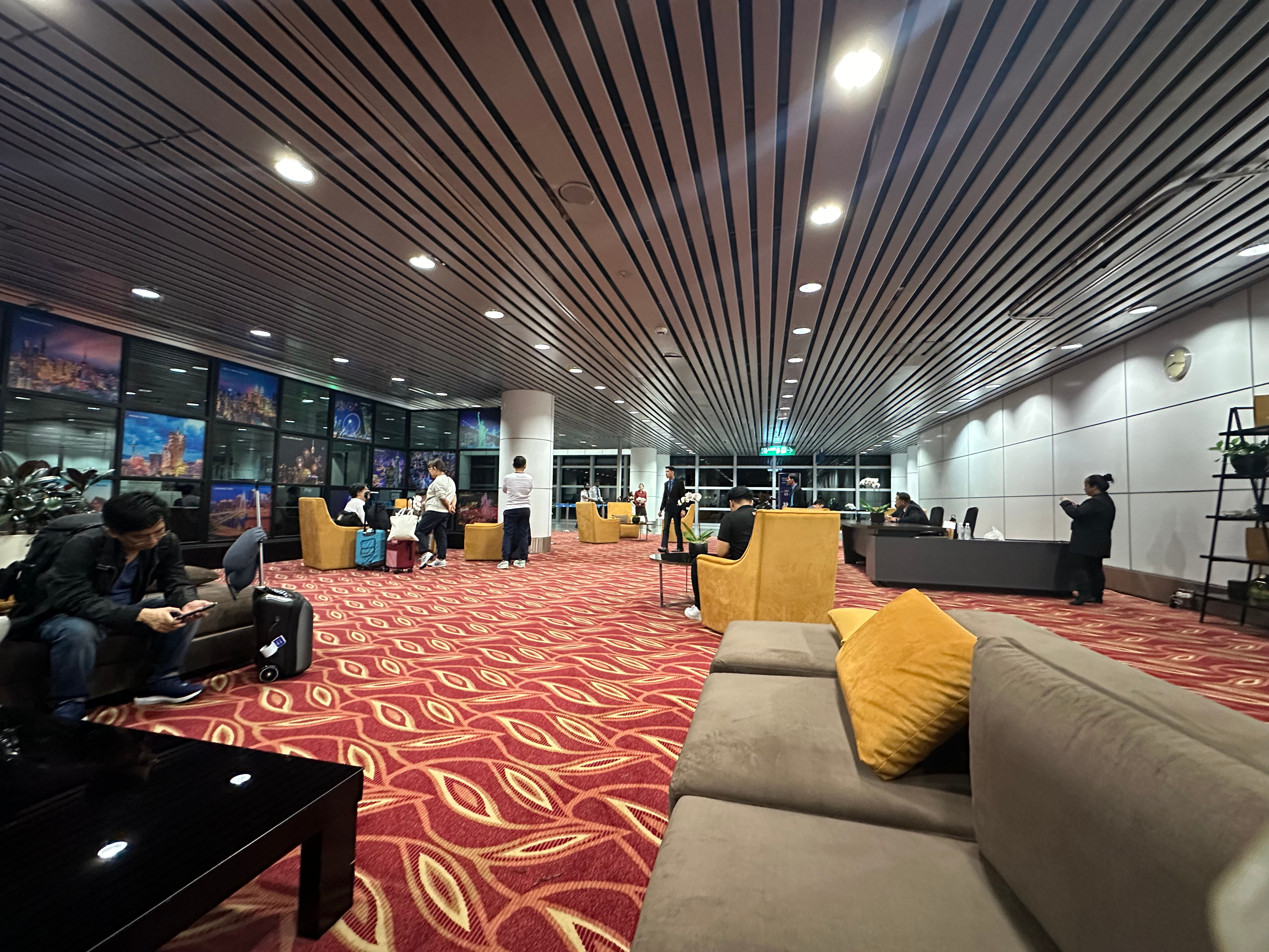 We Flew In Business Class On Malaysia Airlines' Brand New Airbus A330 ...