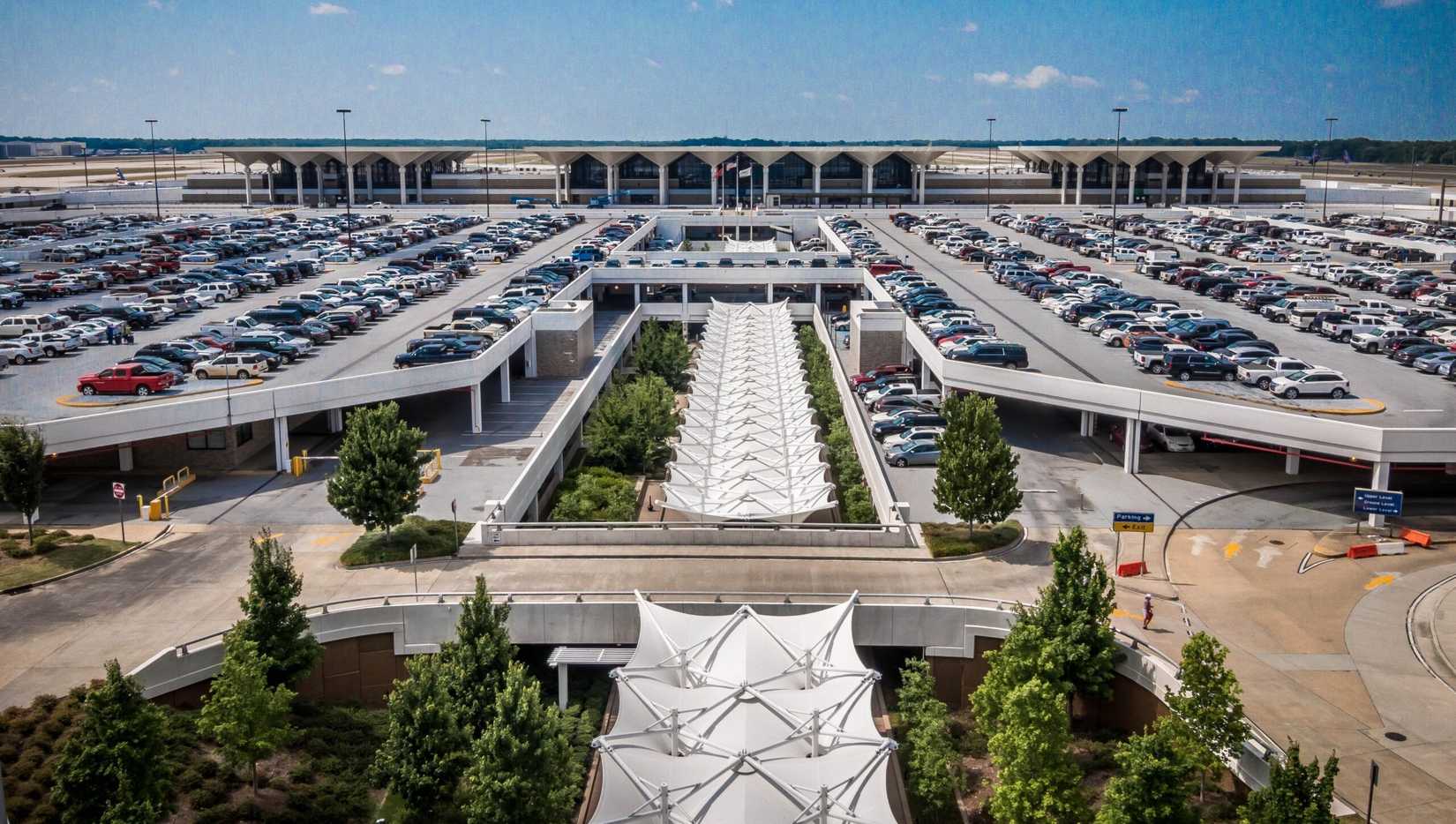 Memphis International Airport Parking and Terminal 