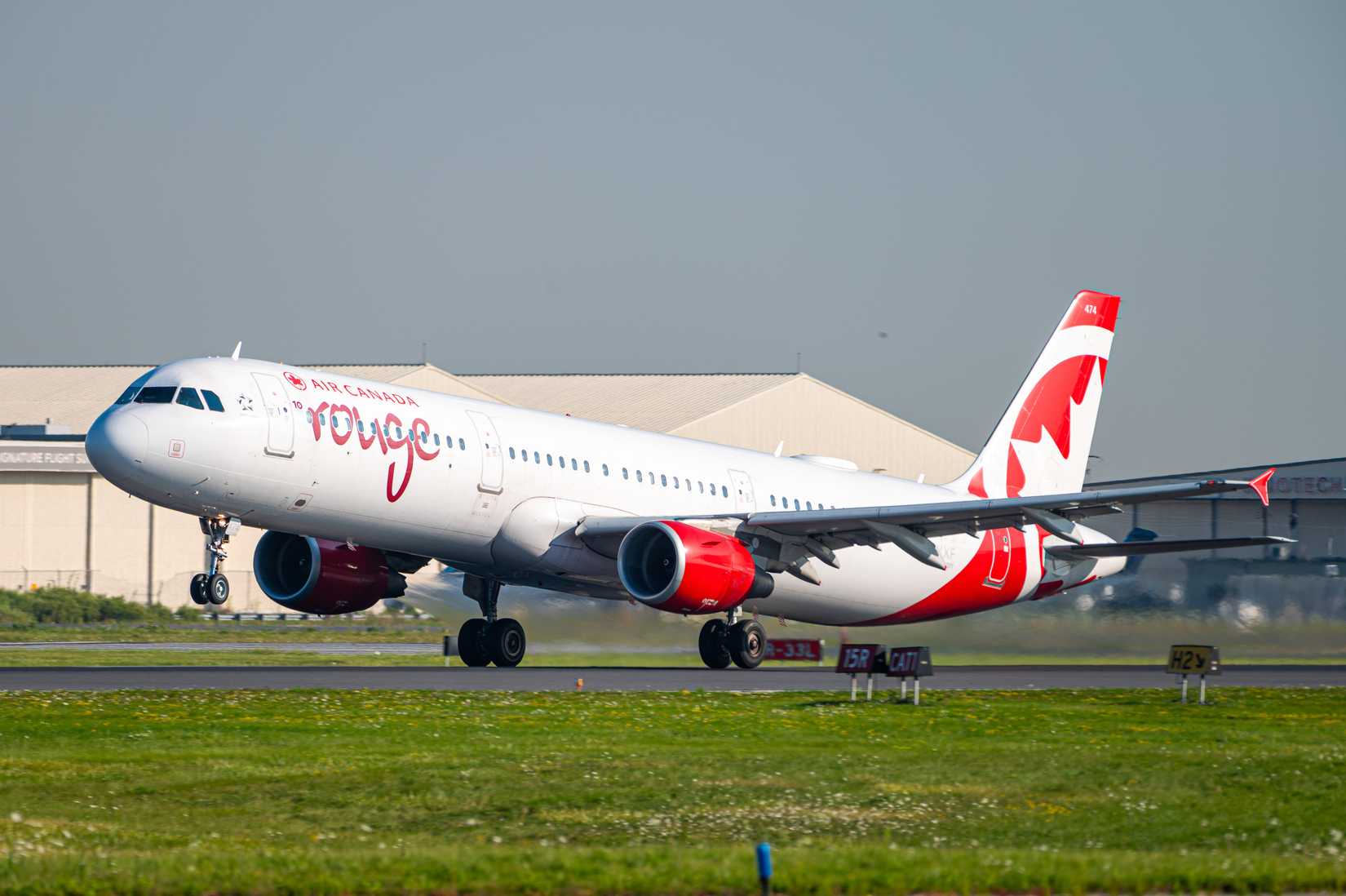Air Canada Rouge A321 Takeoff