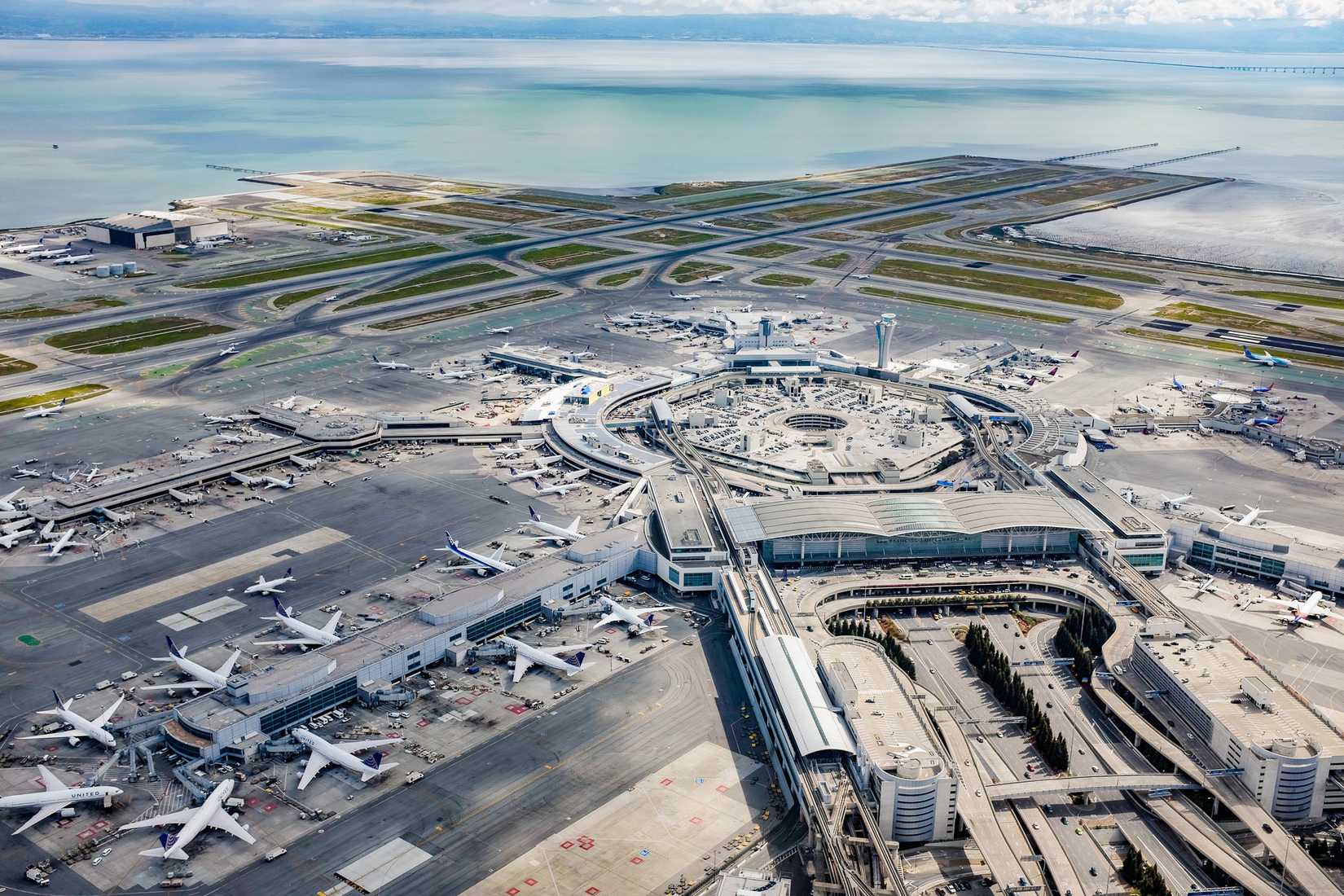 San_Francisco_International_Airport_-_aerial_photo