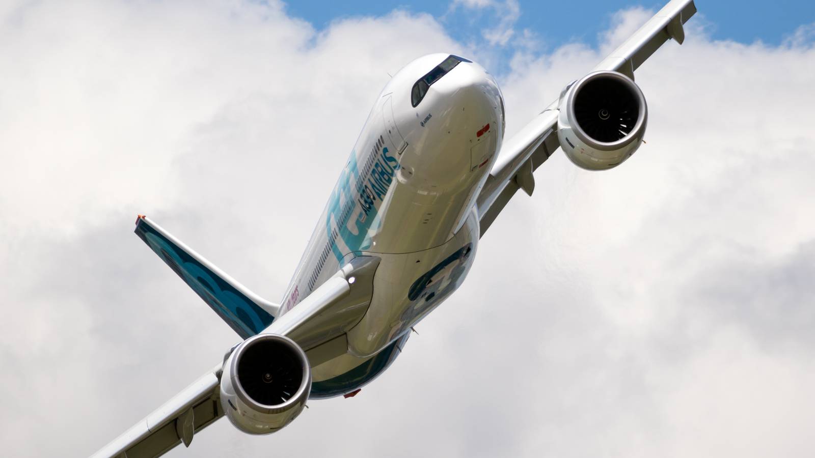 US Government Launches Security Investigation Into Commercial Aircraft, Parts & Engines Imports