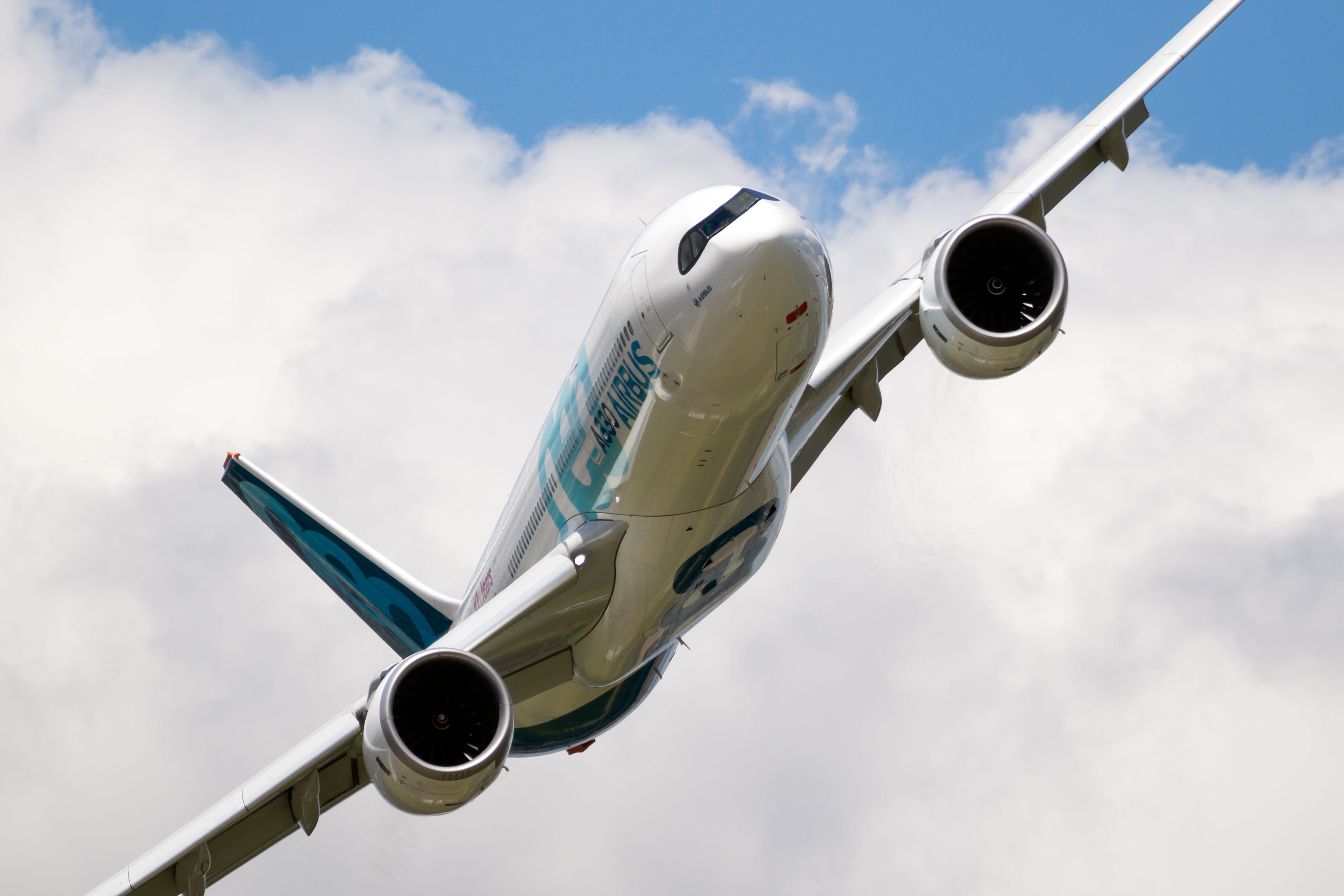 US Government Launches Security Investigation Into Commercial Aircraft, Parts & Engines Imports