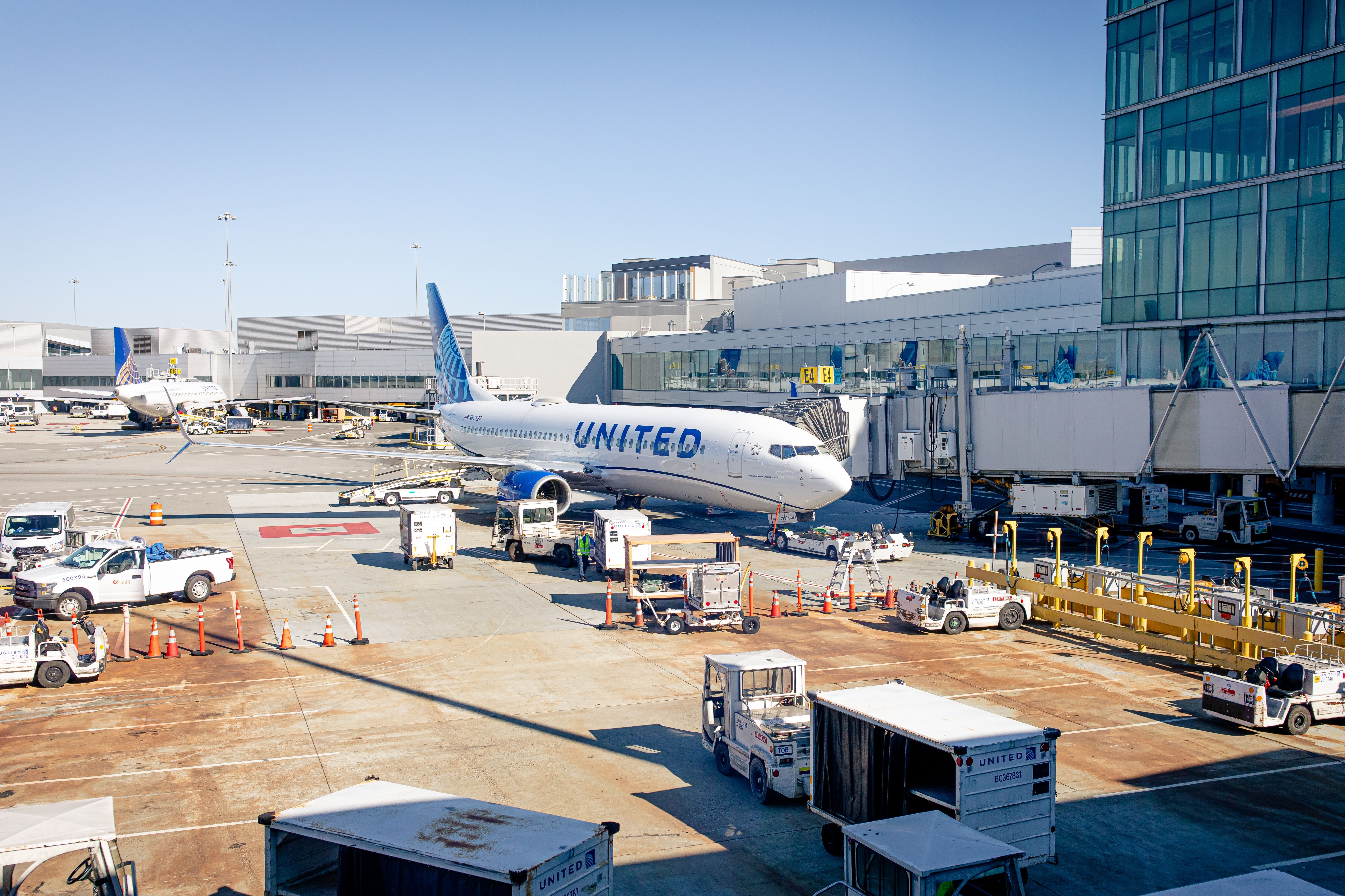 United Airlines Suffers Inflight Catering "Collapse" In San Francisco