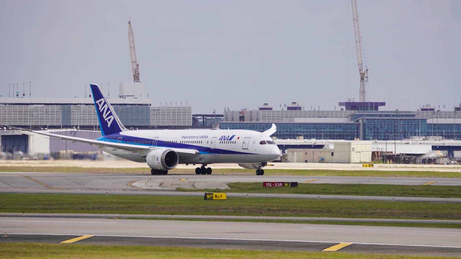 "Slammed Him": US Marine Recalls Subduing Unruly Passenger On ANA Flight