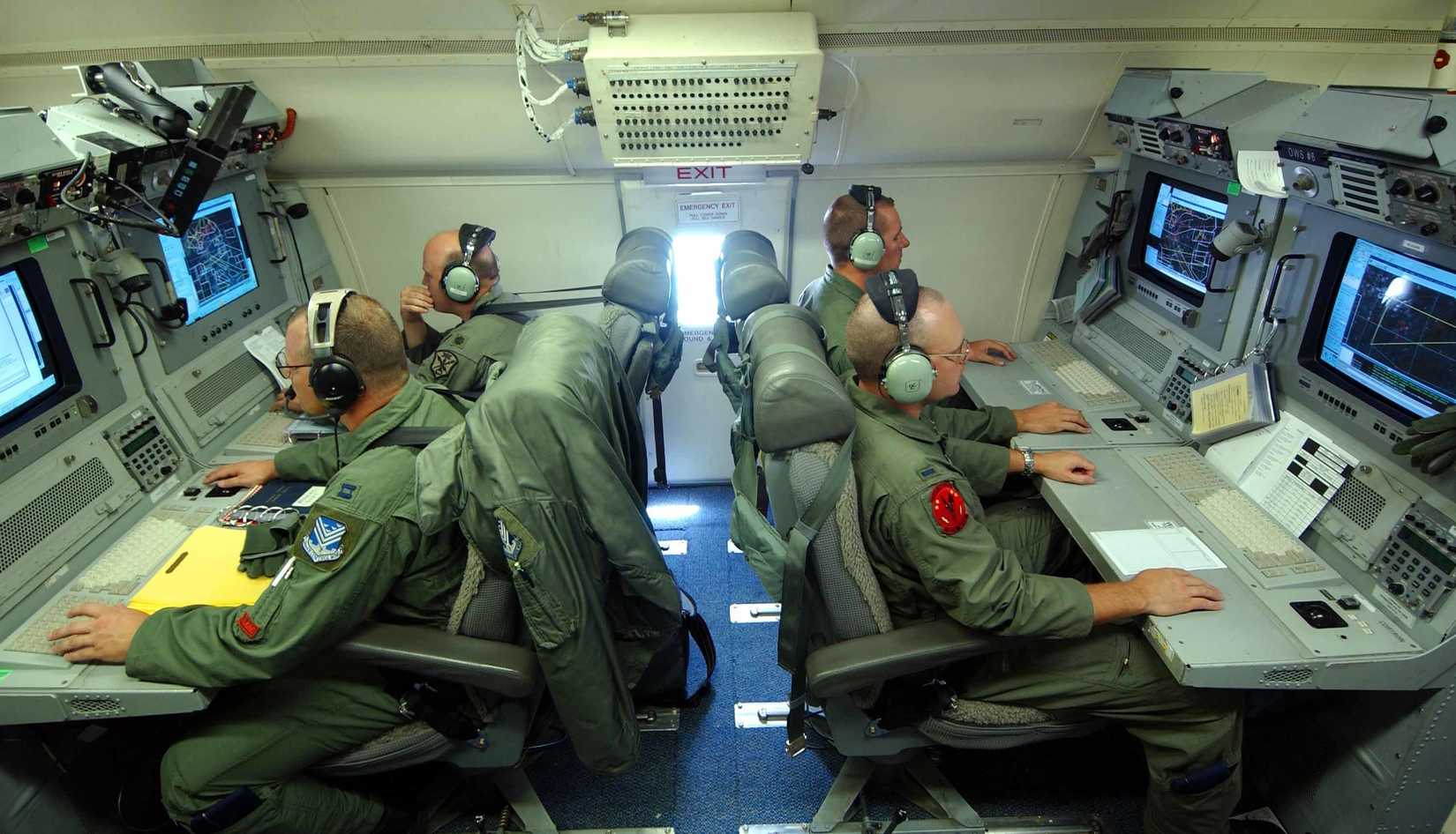 Which US Military Aircraft Have Beds?