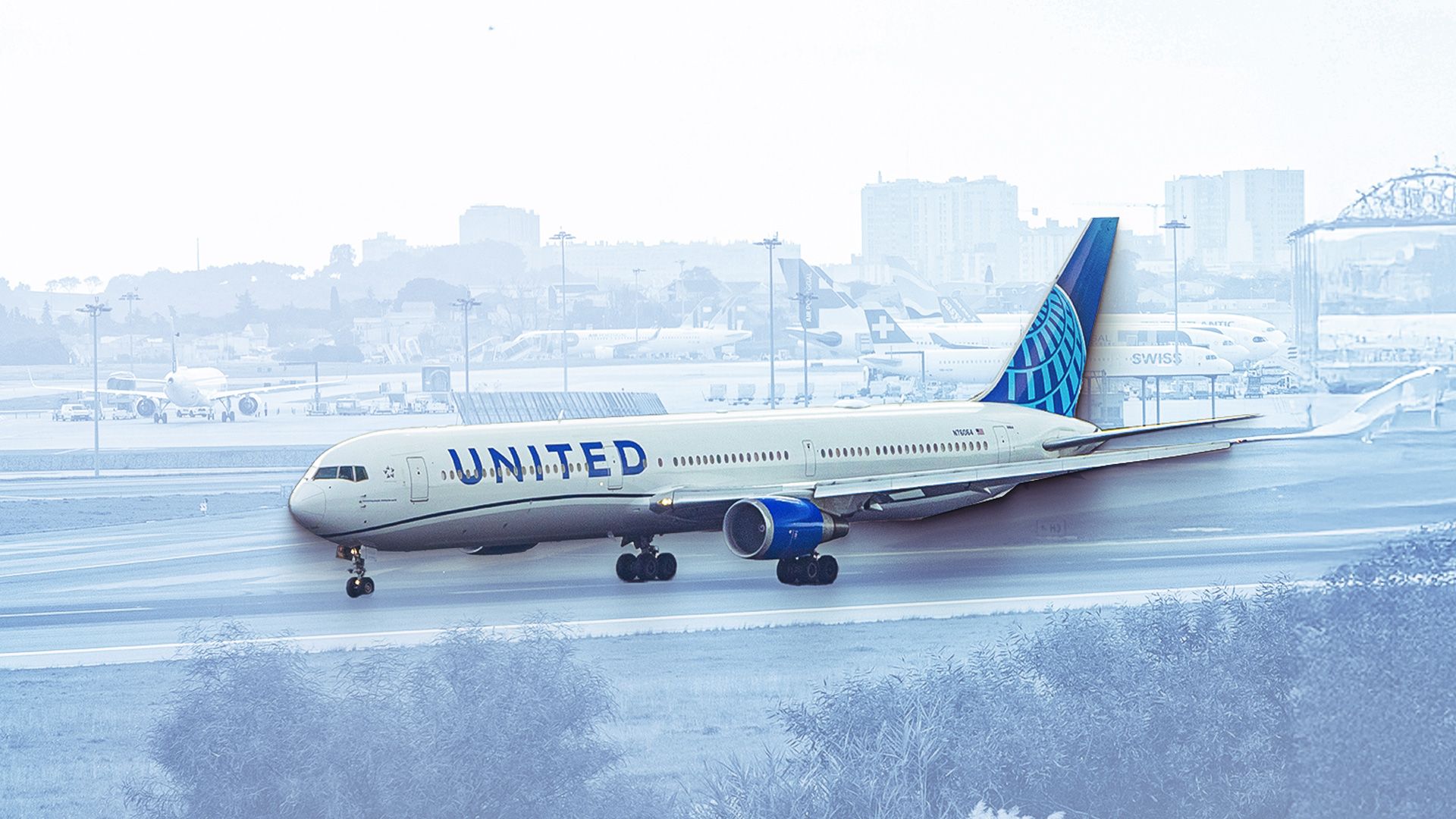 Want To Fly On United Airlines' Rarest Widebody? You'll Have To Visit These 2 Hubs