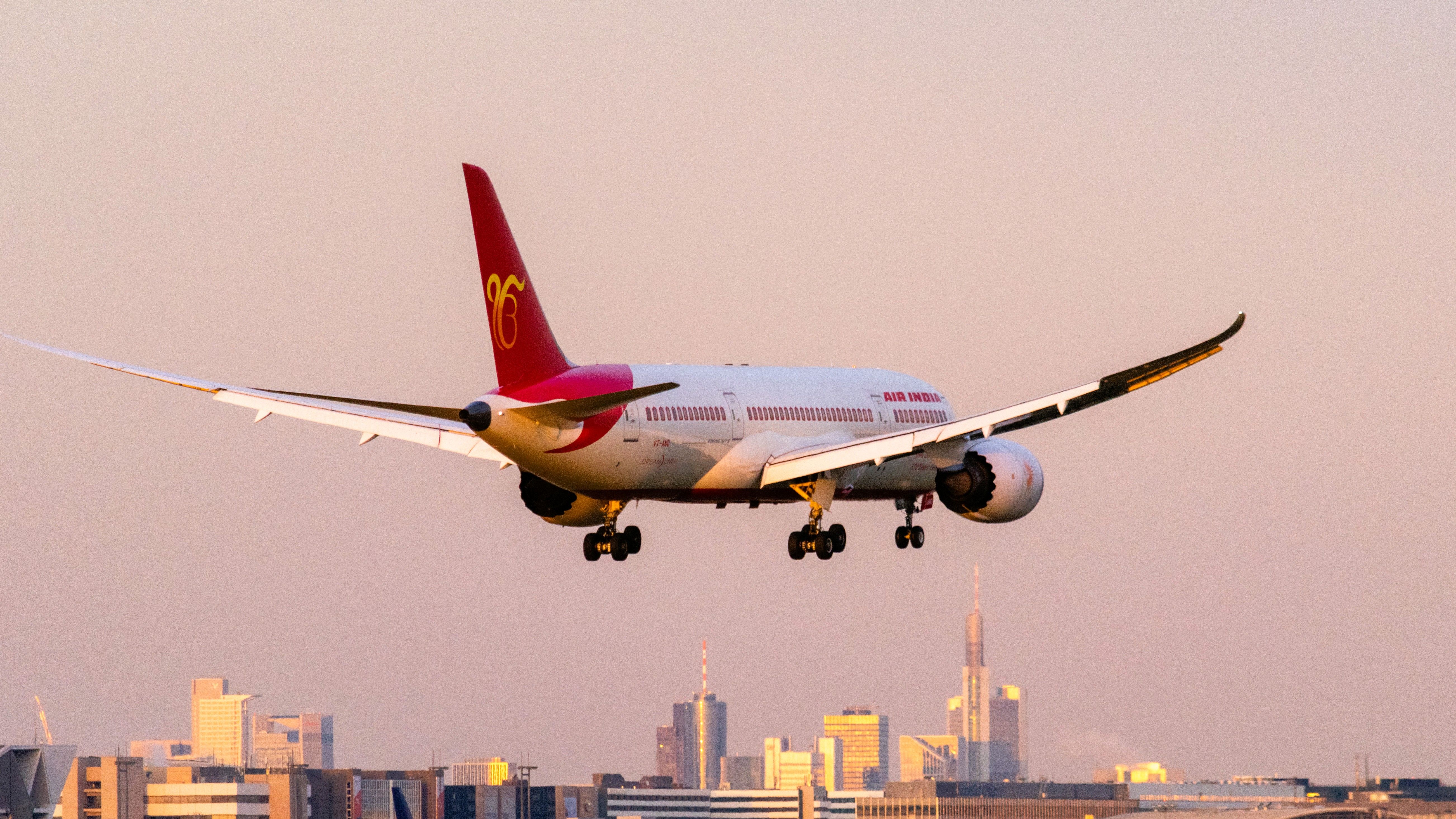 Passenger Video Suggests Troubled Air India Boeing 787-8 Had Power Malfunctions Before Crash