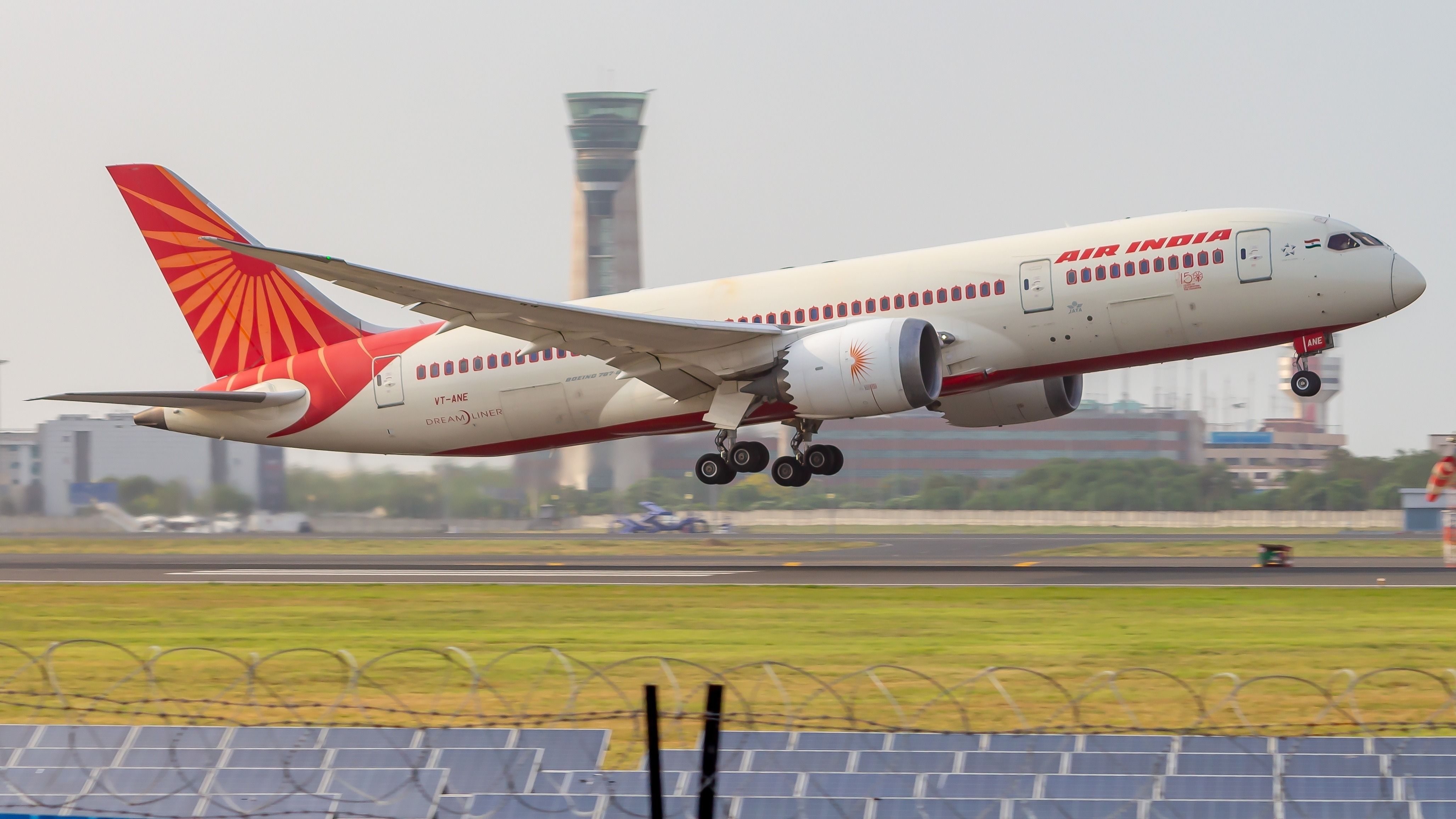 Air India Boeing 787 Turns Back To Hong Kong Midflight