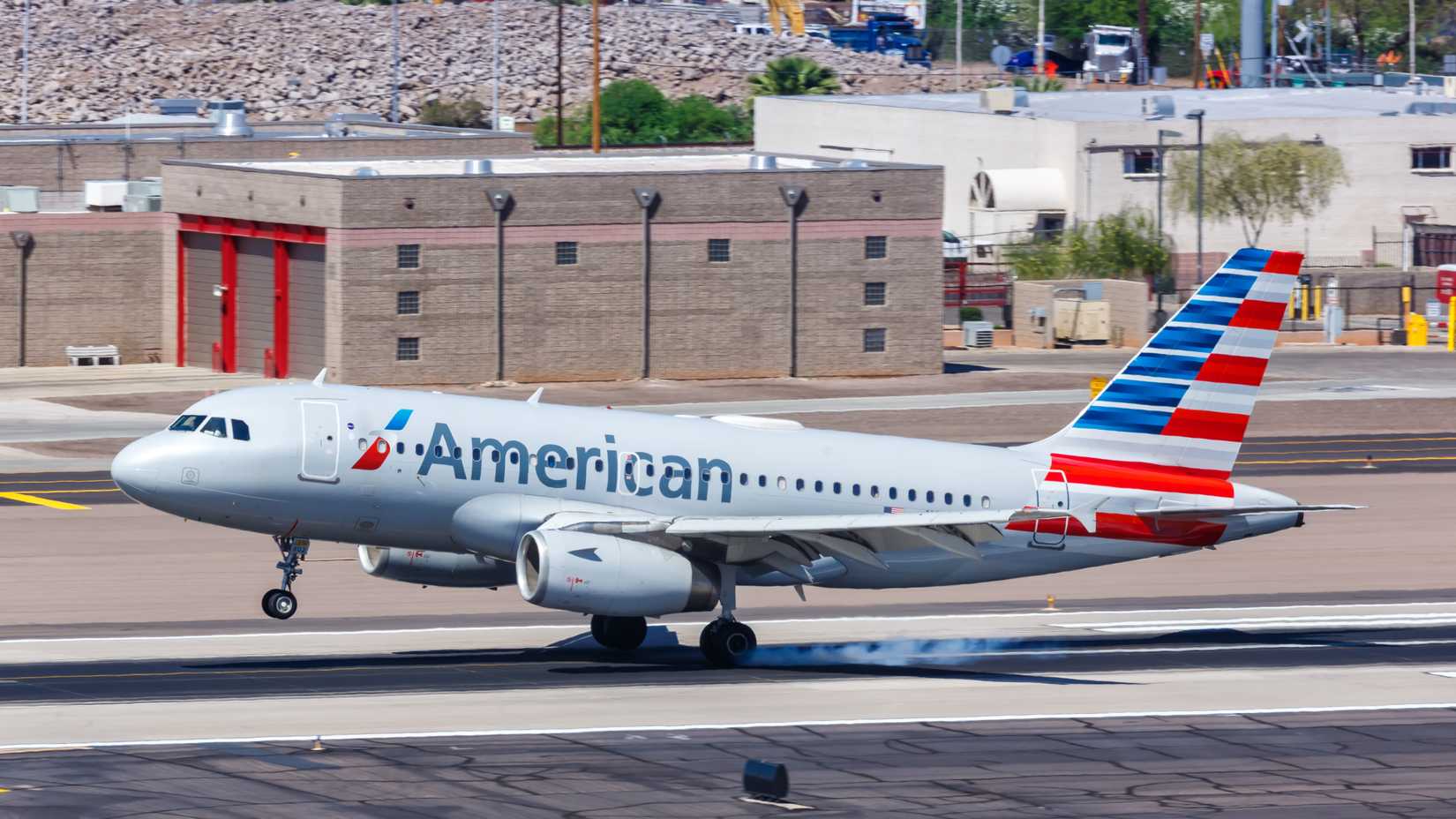 American Airlines Airbus A319 at PHX