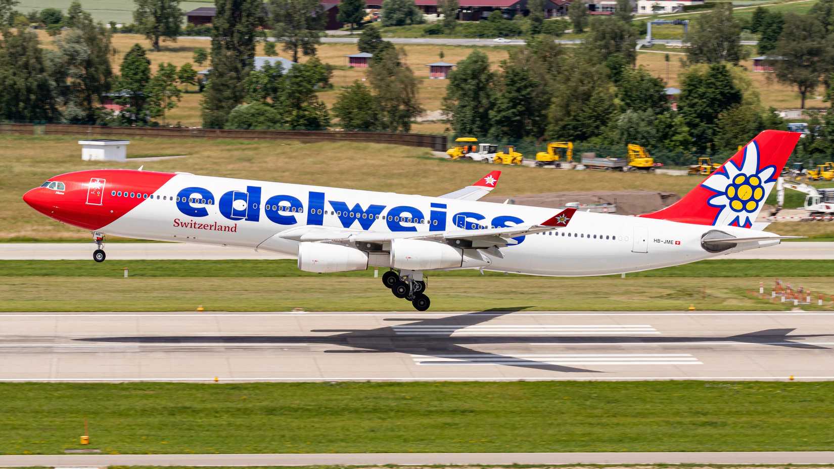 Edelweiss A340-300 
