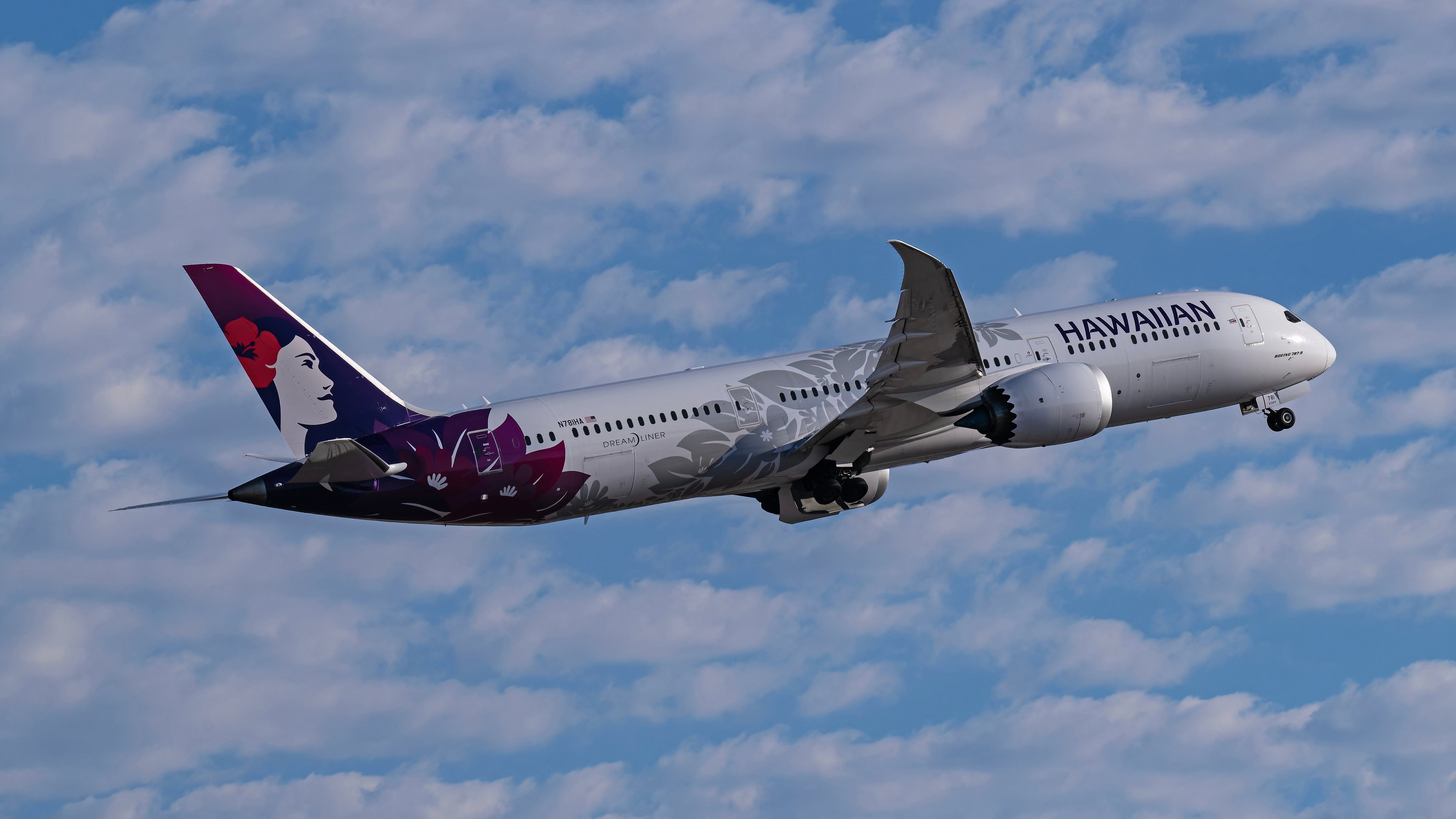 Hawaiian Airlines Will Upgrade Seattle-Seoul Flights With The