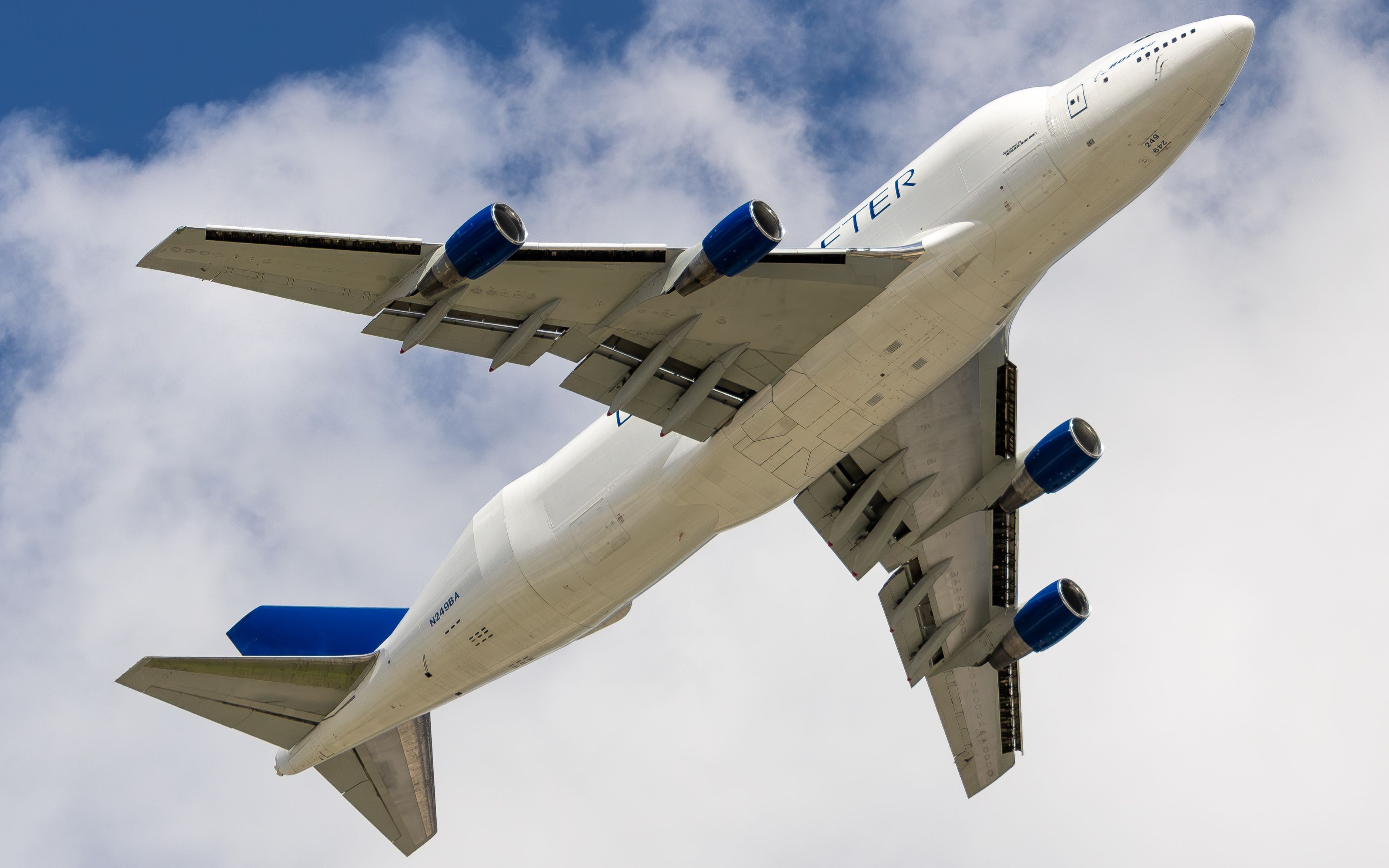 Why In The World Does The Boeing Dreamlifter Fly To An Air Force Base?