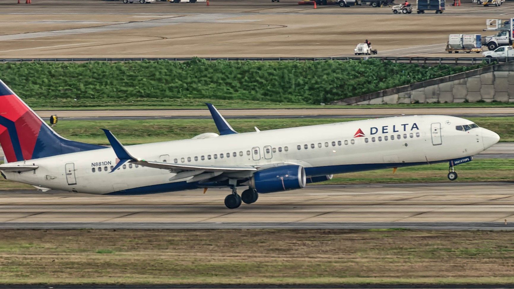 N881DN - Boeing 737-932(ER) - Delta Air Lines-1