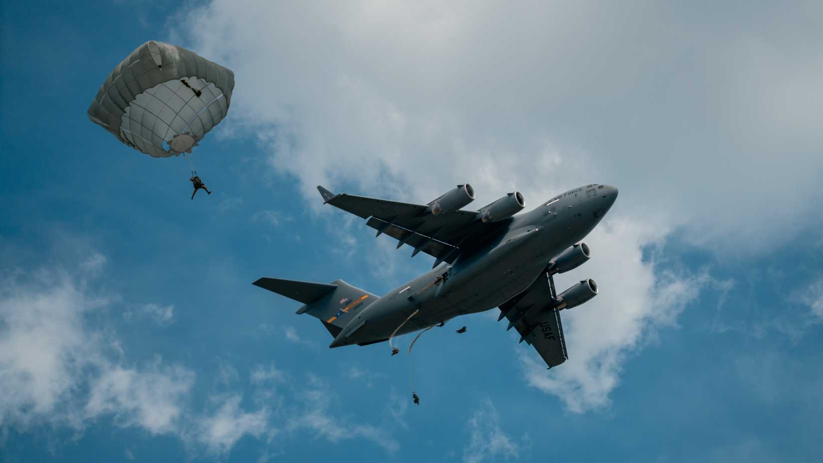 Over 500 Paratroopers from the 82nd Airborne Division conduct a mass tactical airborne operation on from a C-17, Fort Bragg, NC, June 10, 2025-1