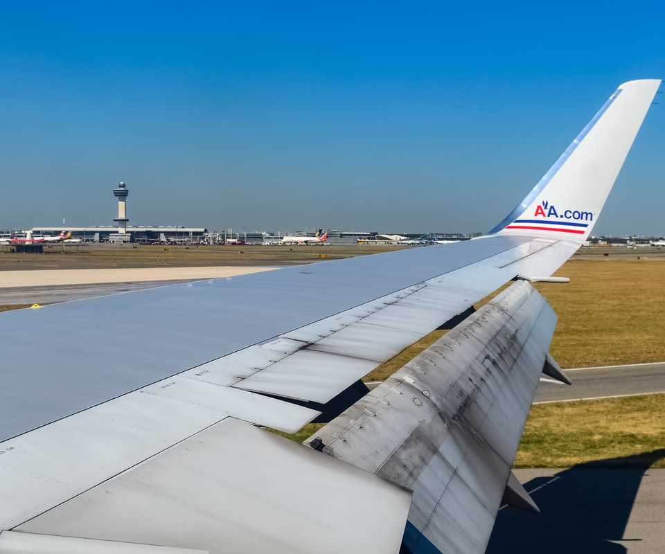 2 Winglets Why The Boeing 767-300ER Has Such Massive Winglets