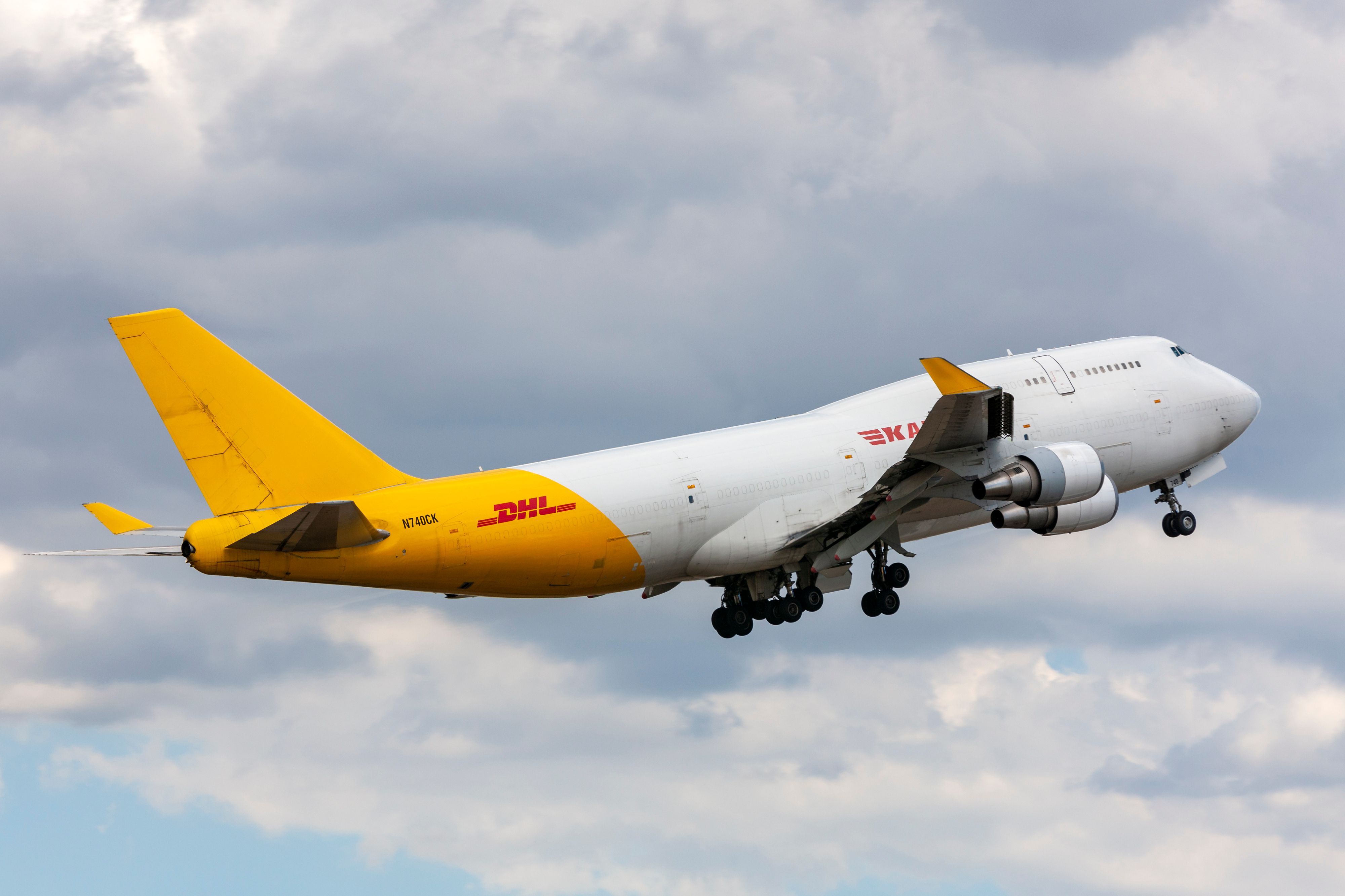 This Is The Oldest Boeing 747-400 Still Flying