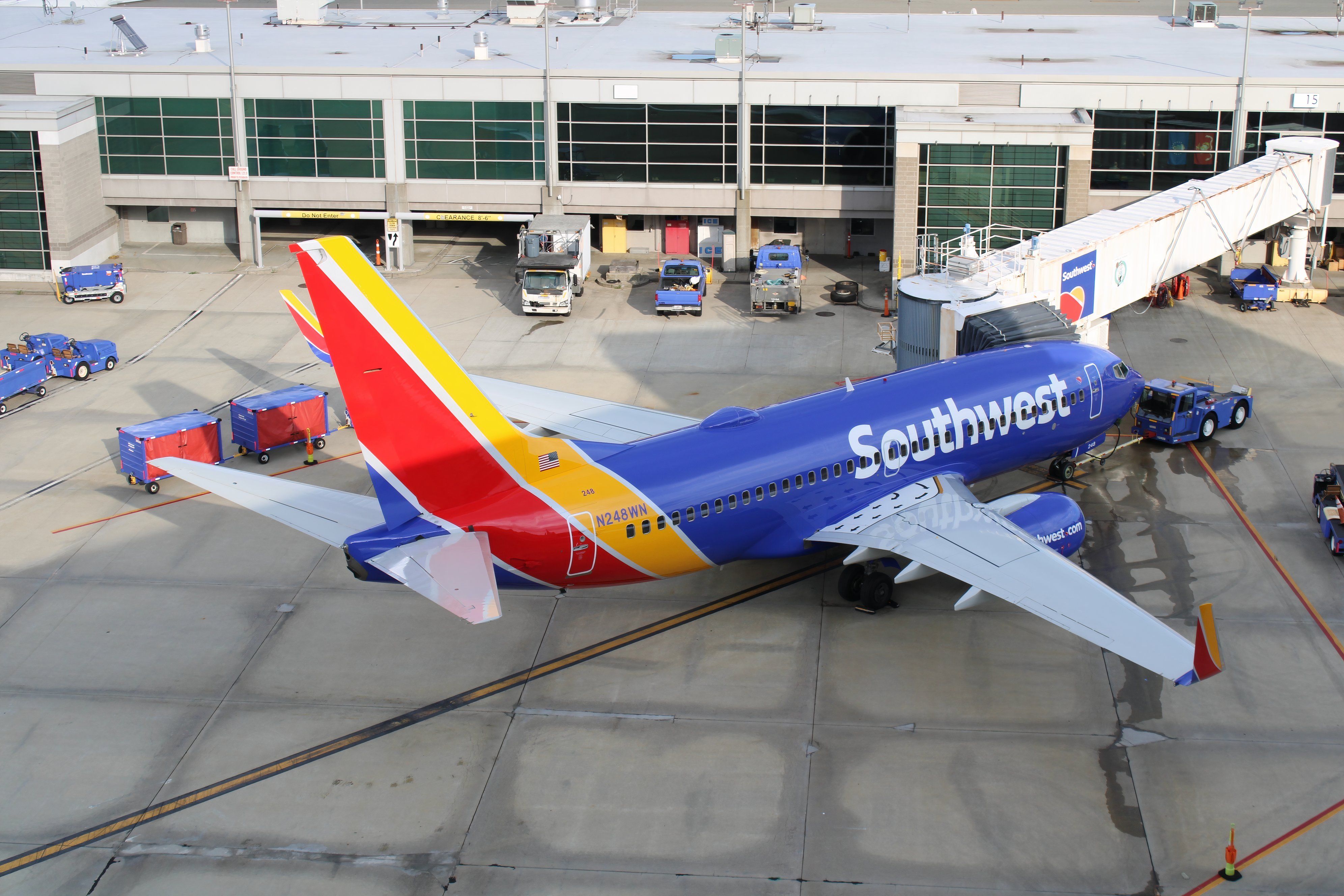 Southwest Airlines Passenger Suffers Serious Injuries After Boeing 737-700 Hits Turbulence